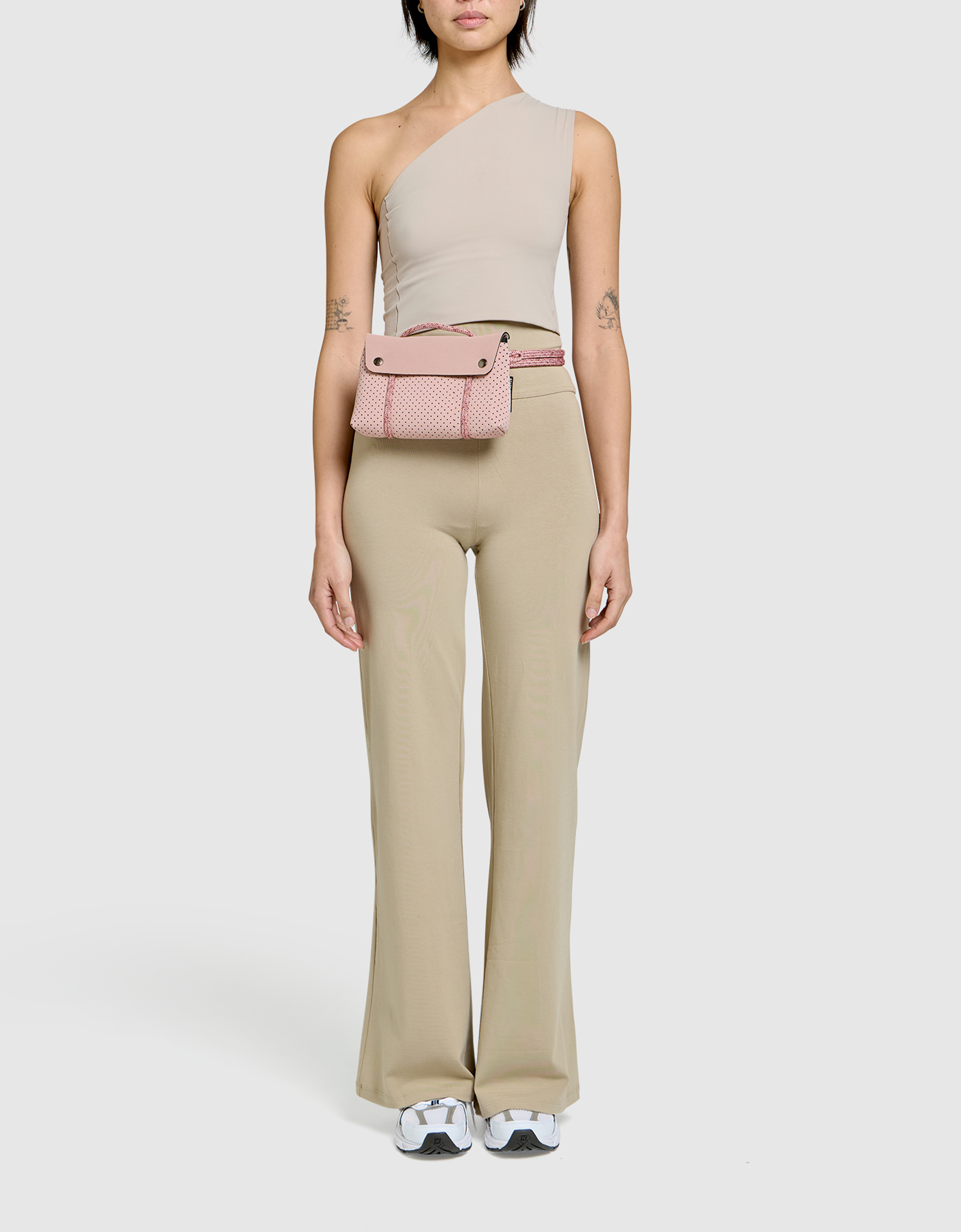 Compass Kit crossbody in blush