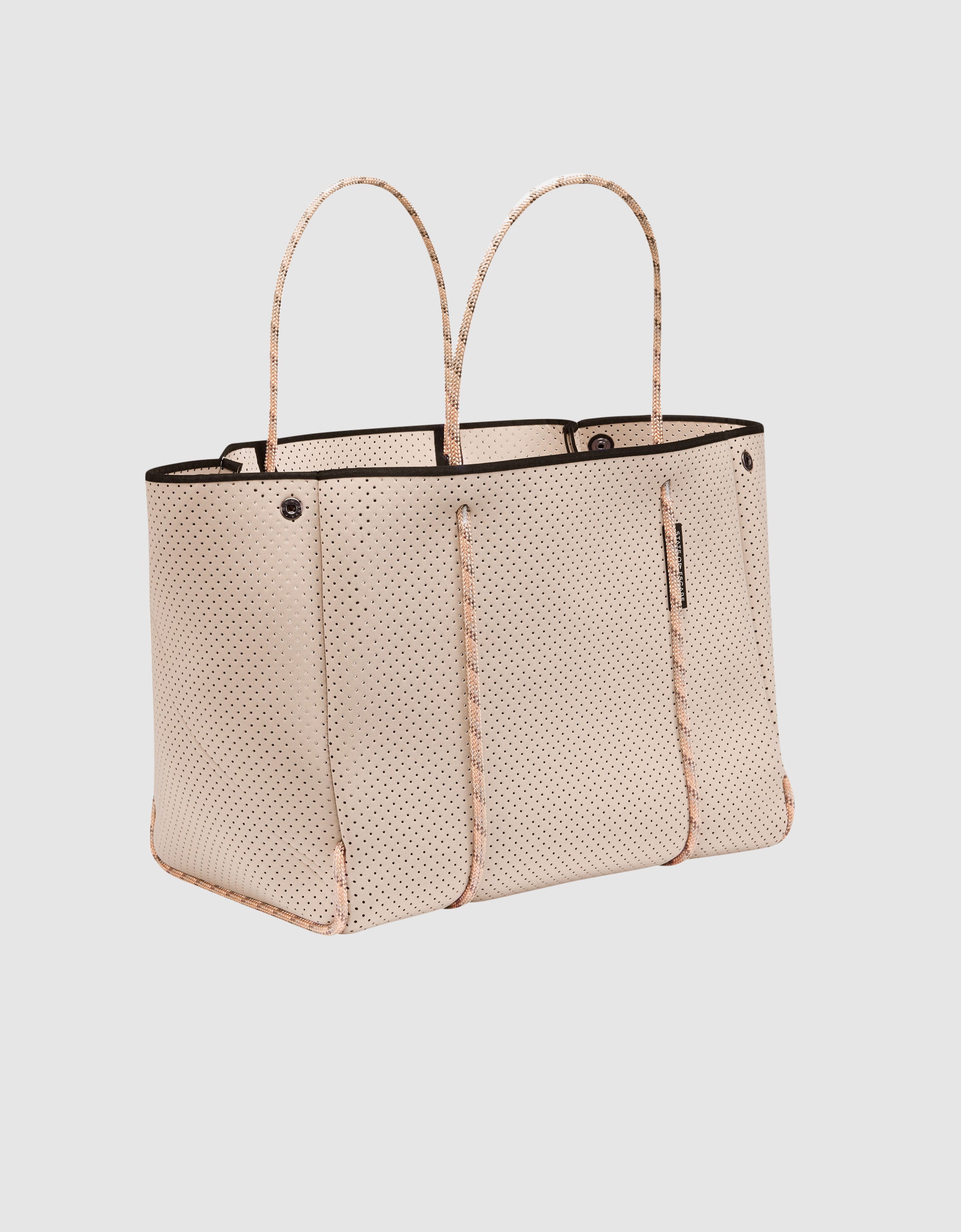 Escape tote in blush