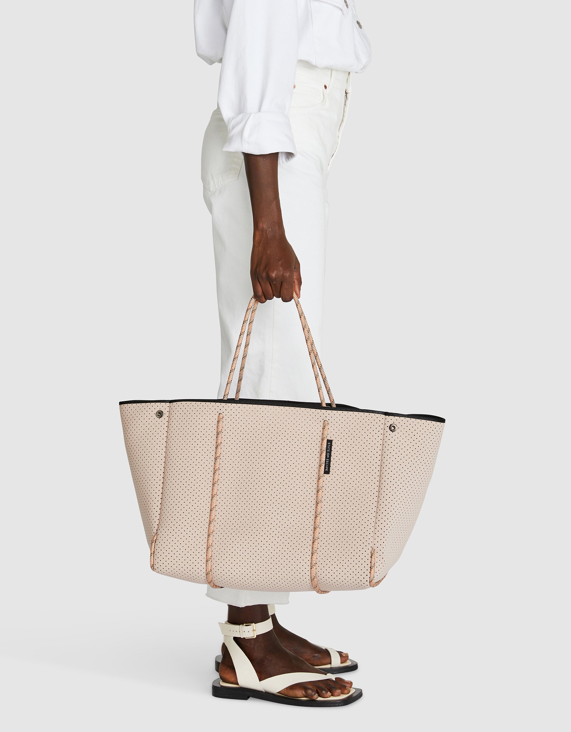 Escape tote in blush