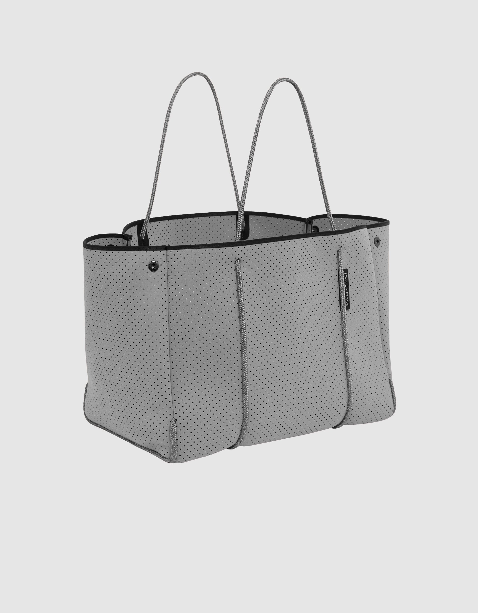 Escape™ tote In dove