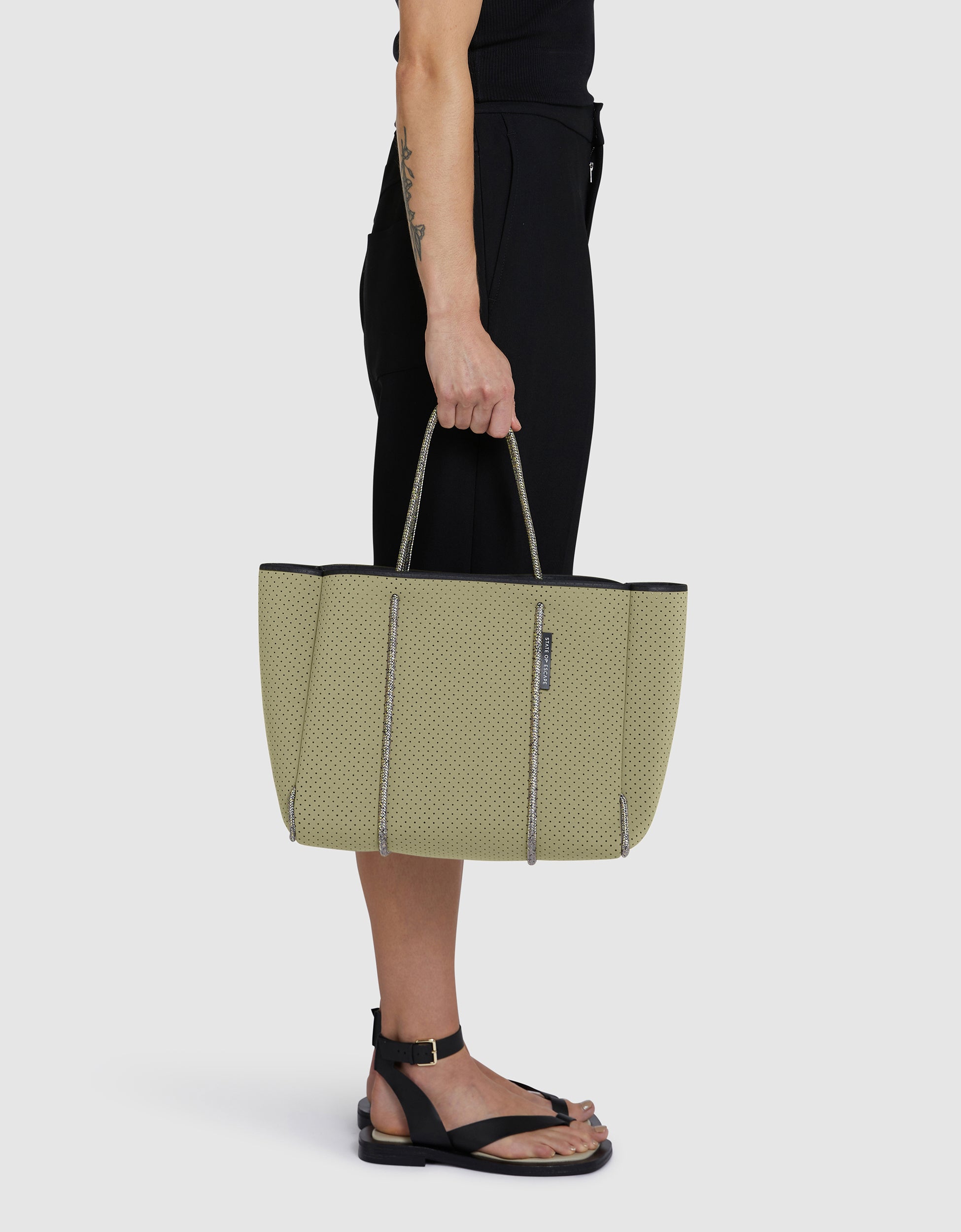 Flying Solo tote in fennel