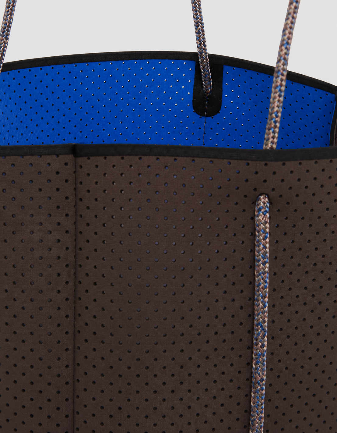 Flying Solo tote in cacao/electric blue