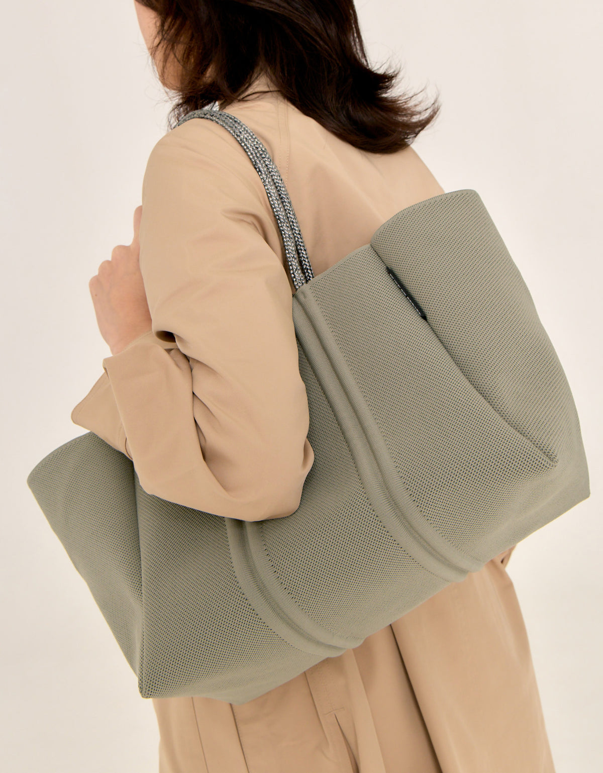 Meridian midi tote willow