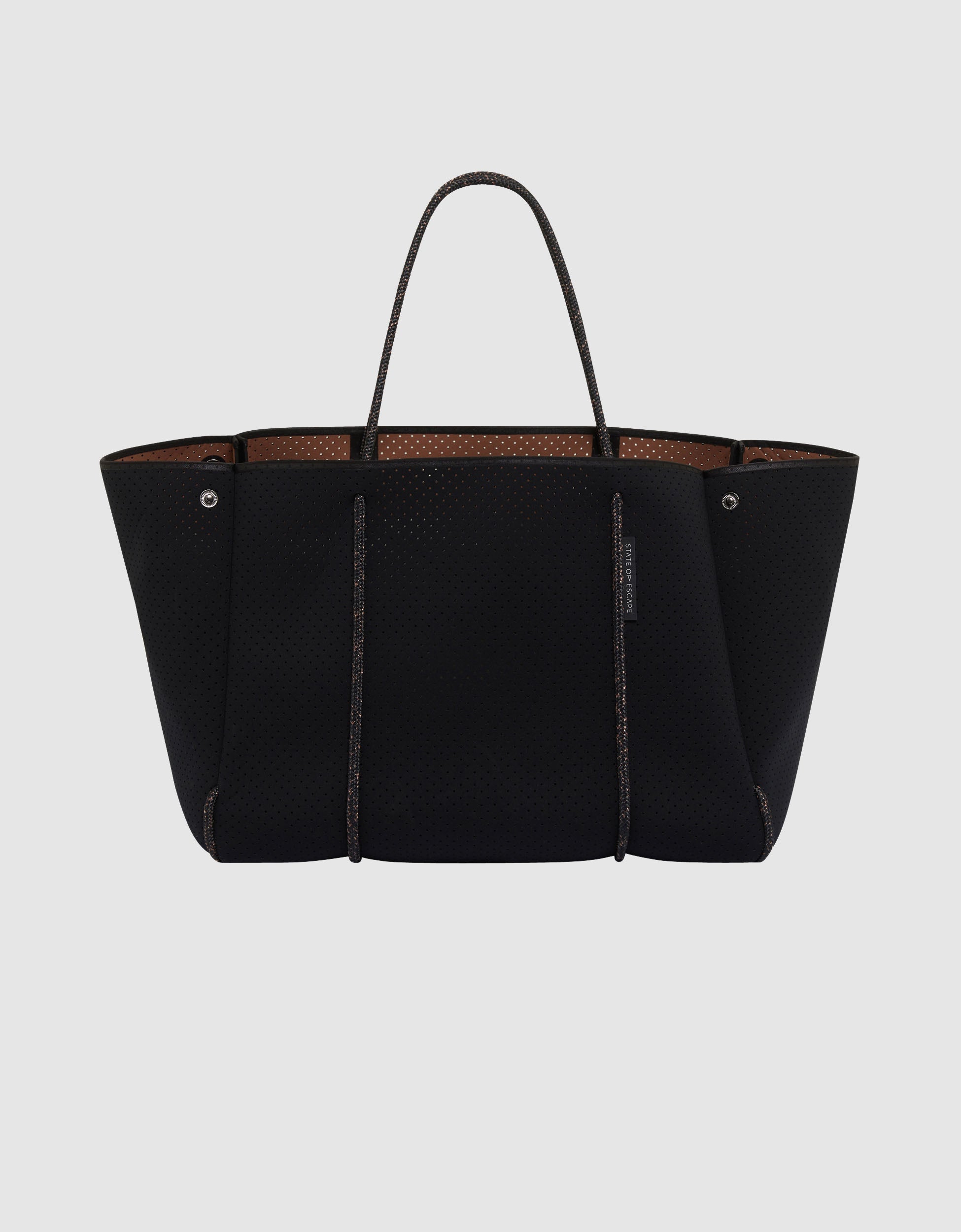 Escape™ tote in black / saddle (dual tone)