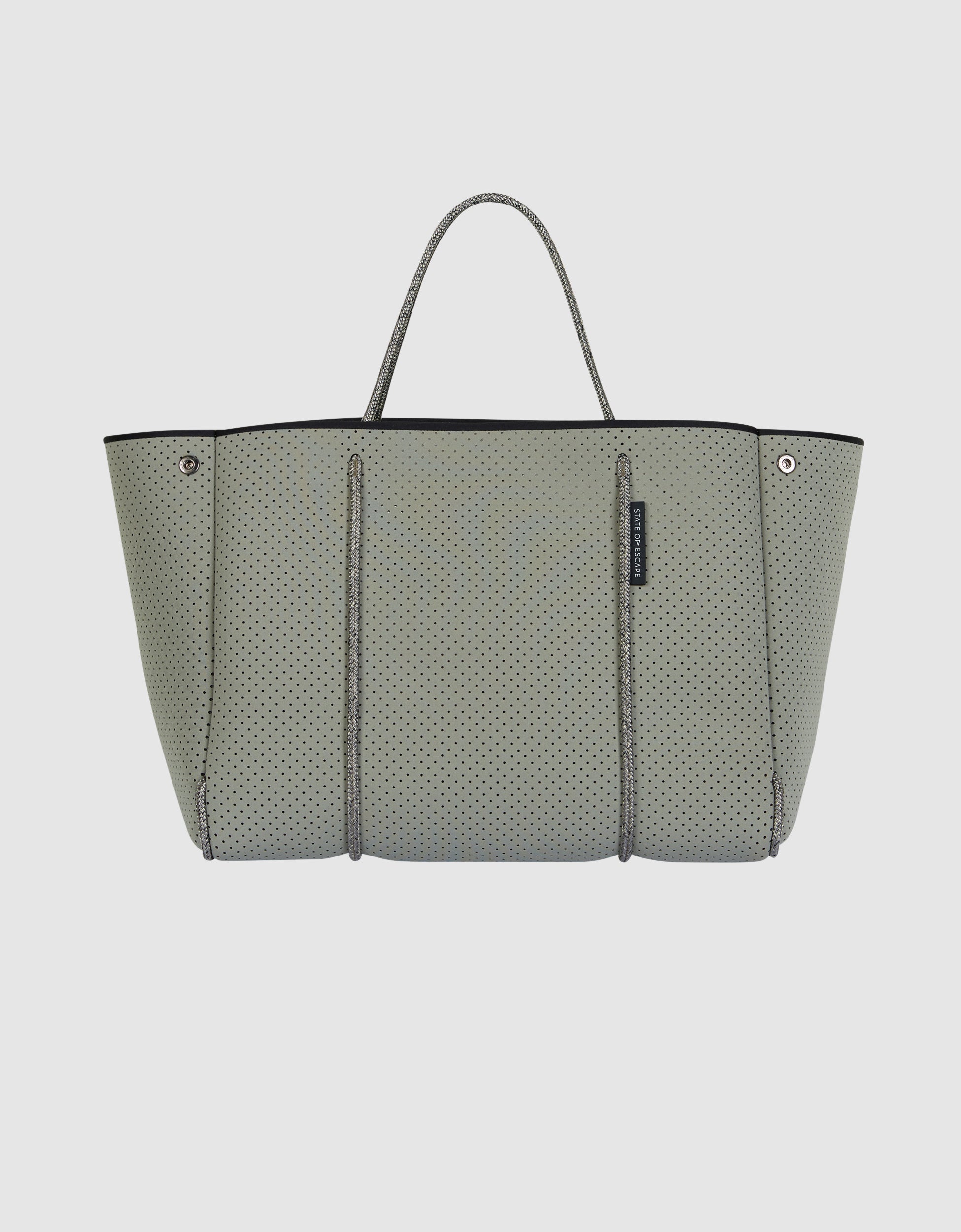 Escape™ tote in sage green