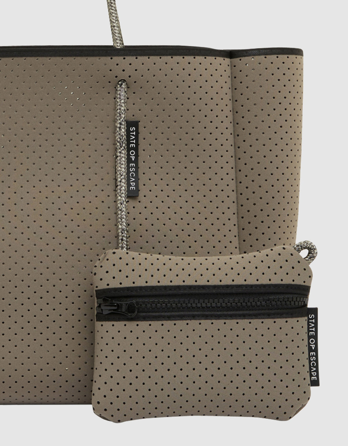 Flying Solo tote in smoke
