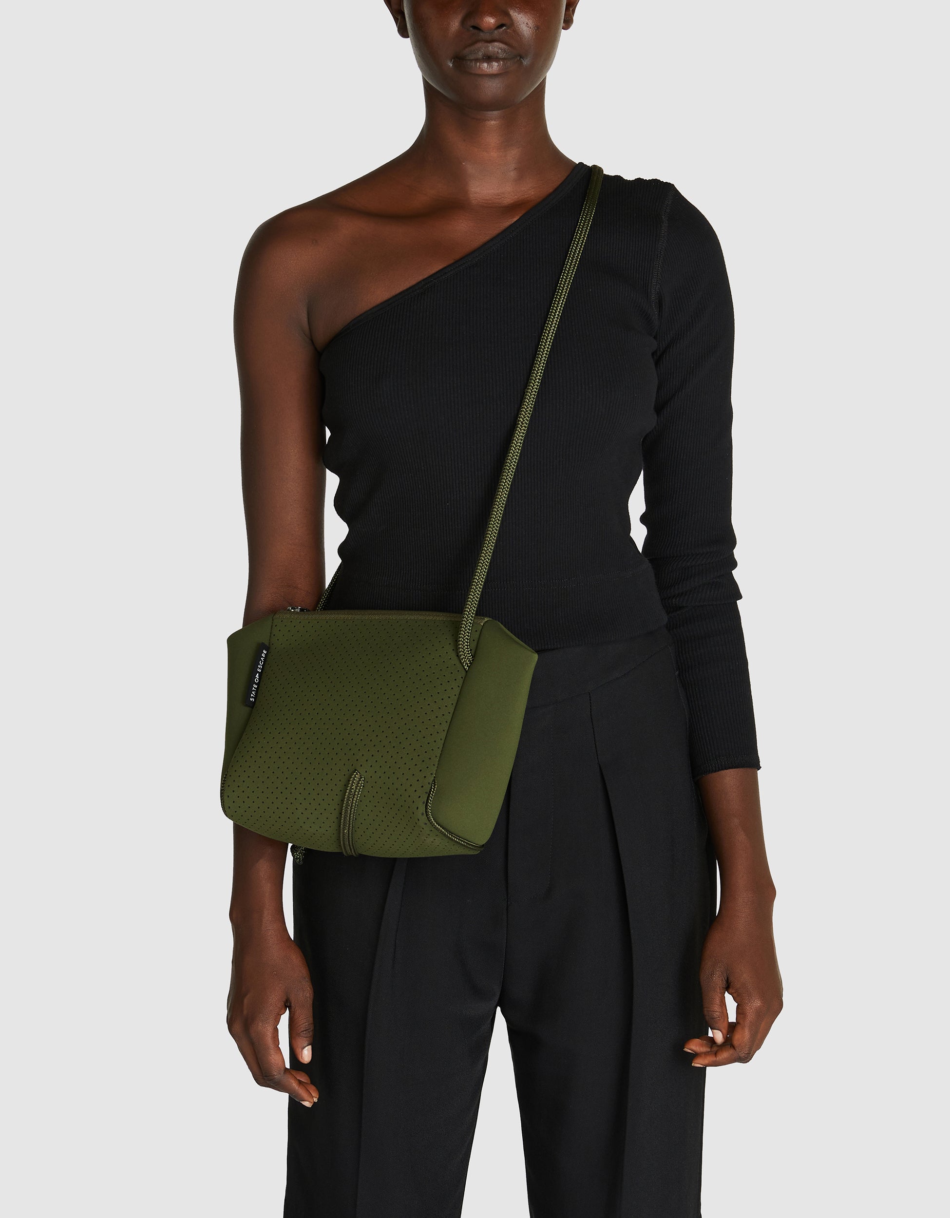 Festival crossbody in khaki
