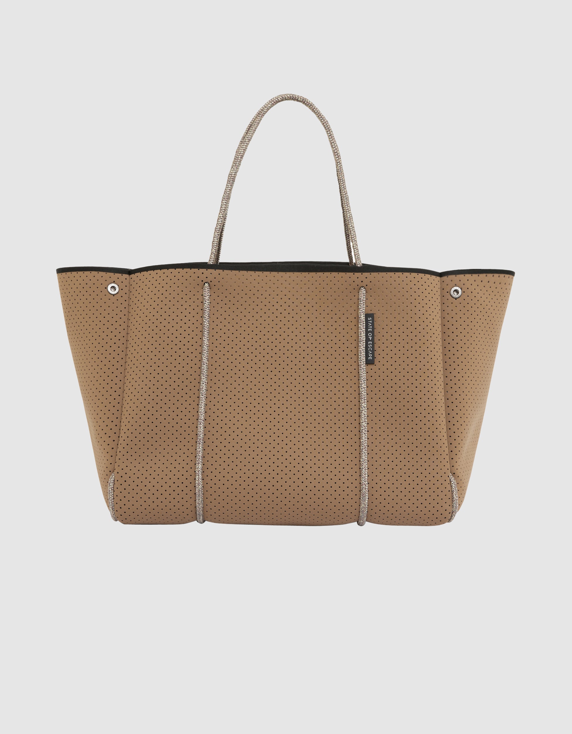Escape tote