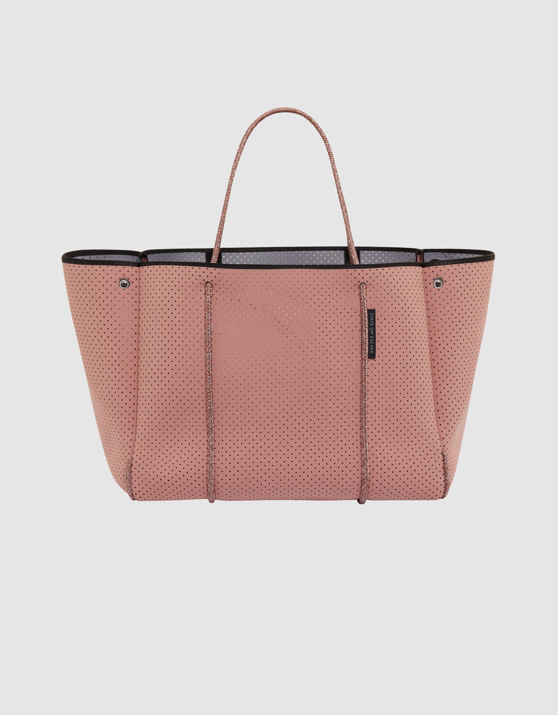 Escape tote