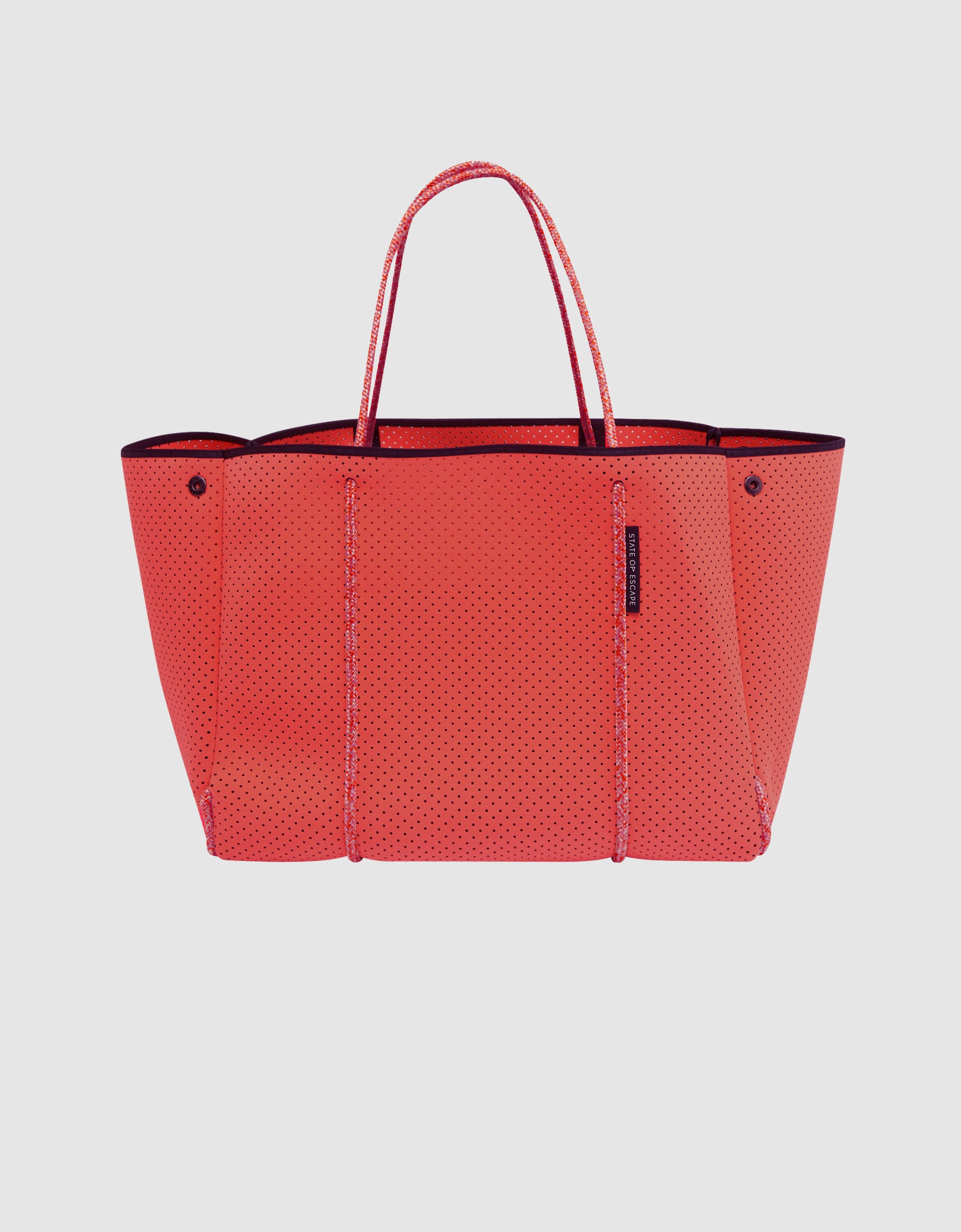 Escape tote in guava