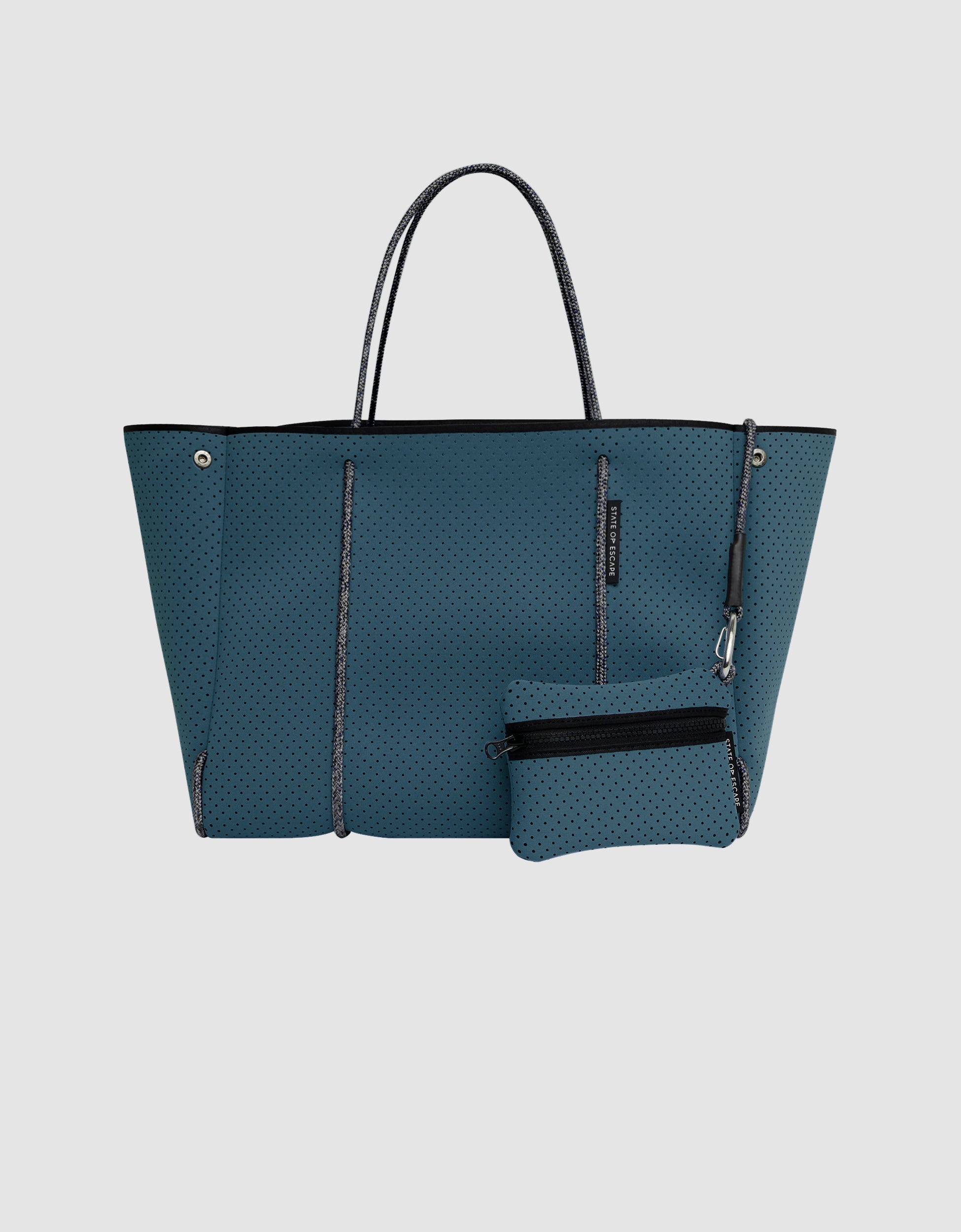 Escape tote in ocean slate