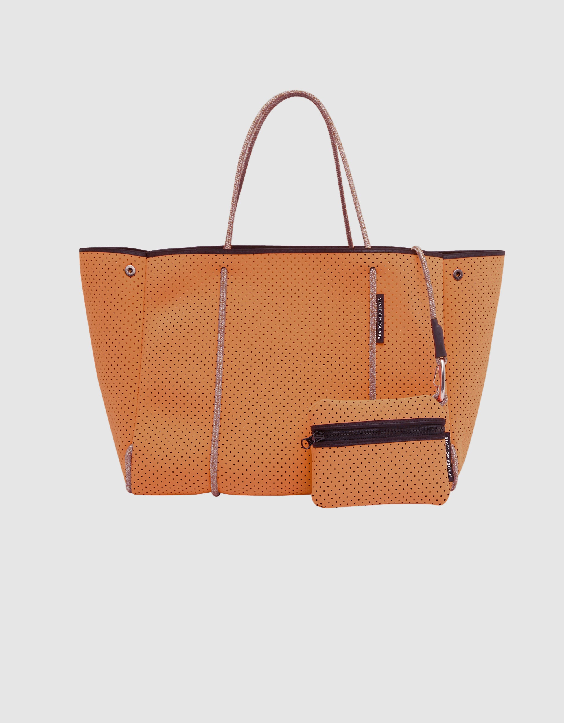 Escape tote in peach haze