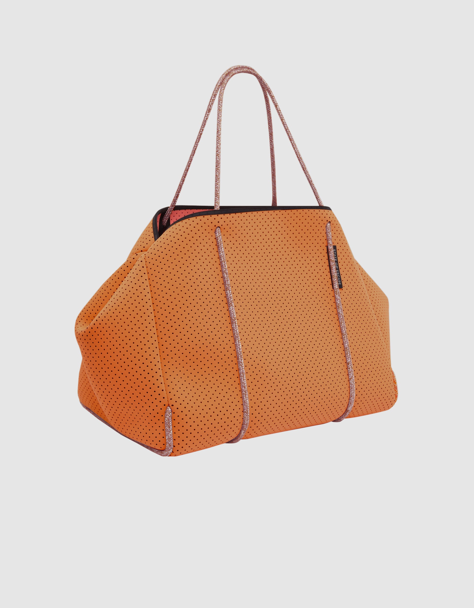Escape tote in peach haze / guava