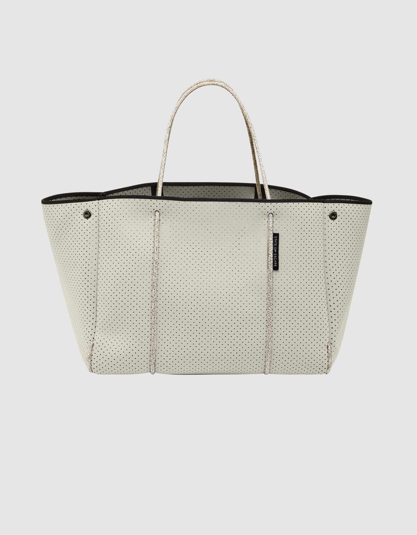 Escape tote in putty/sage green – State of Escape