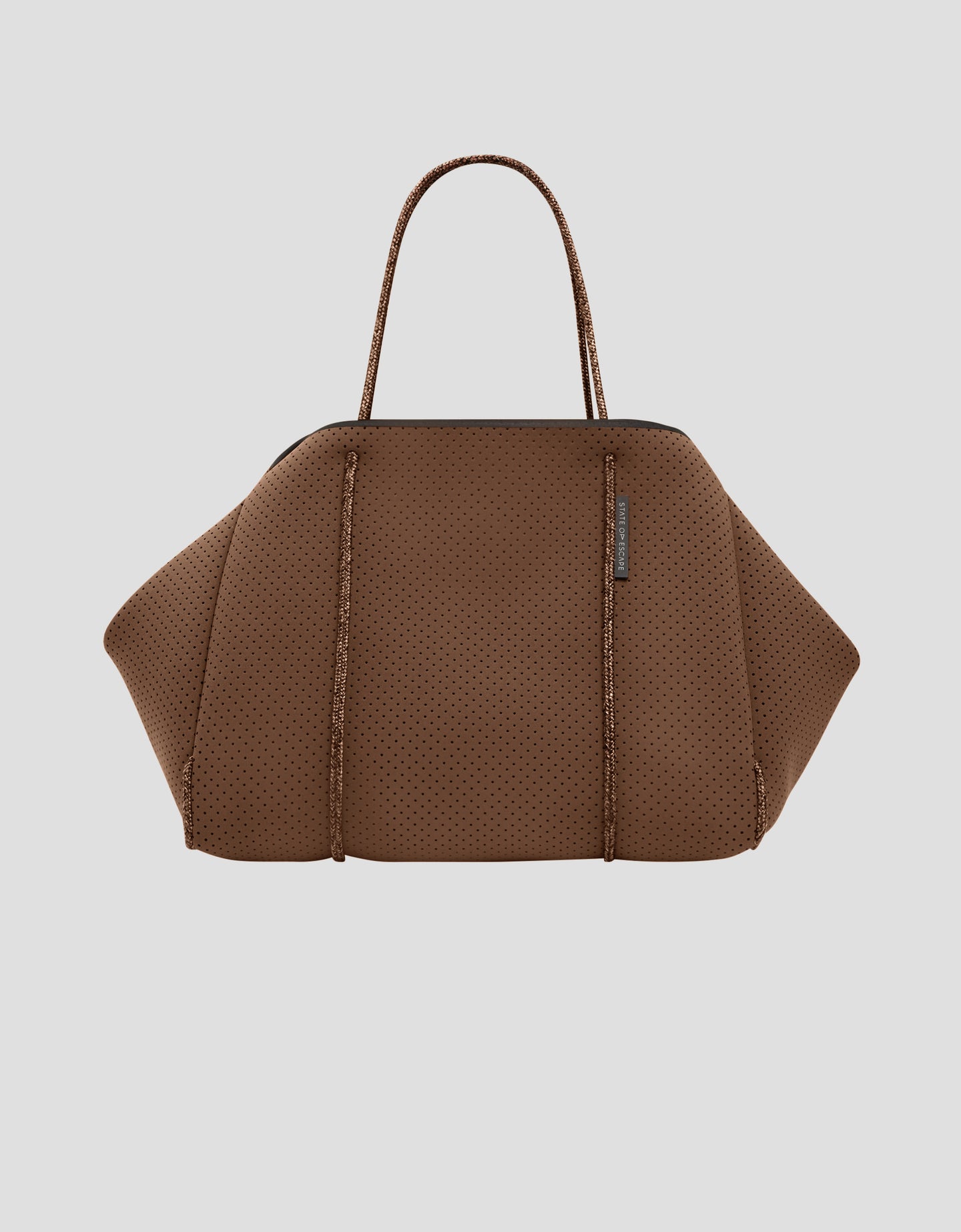 Escape™ tote in saddle – State of Escape