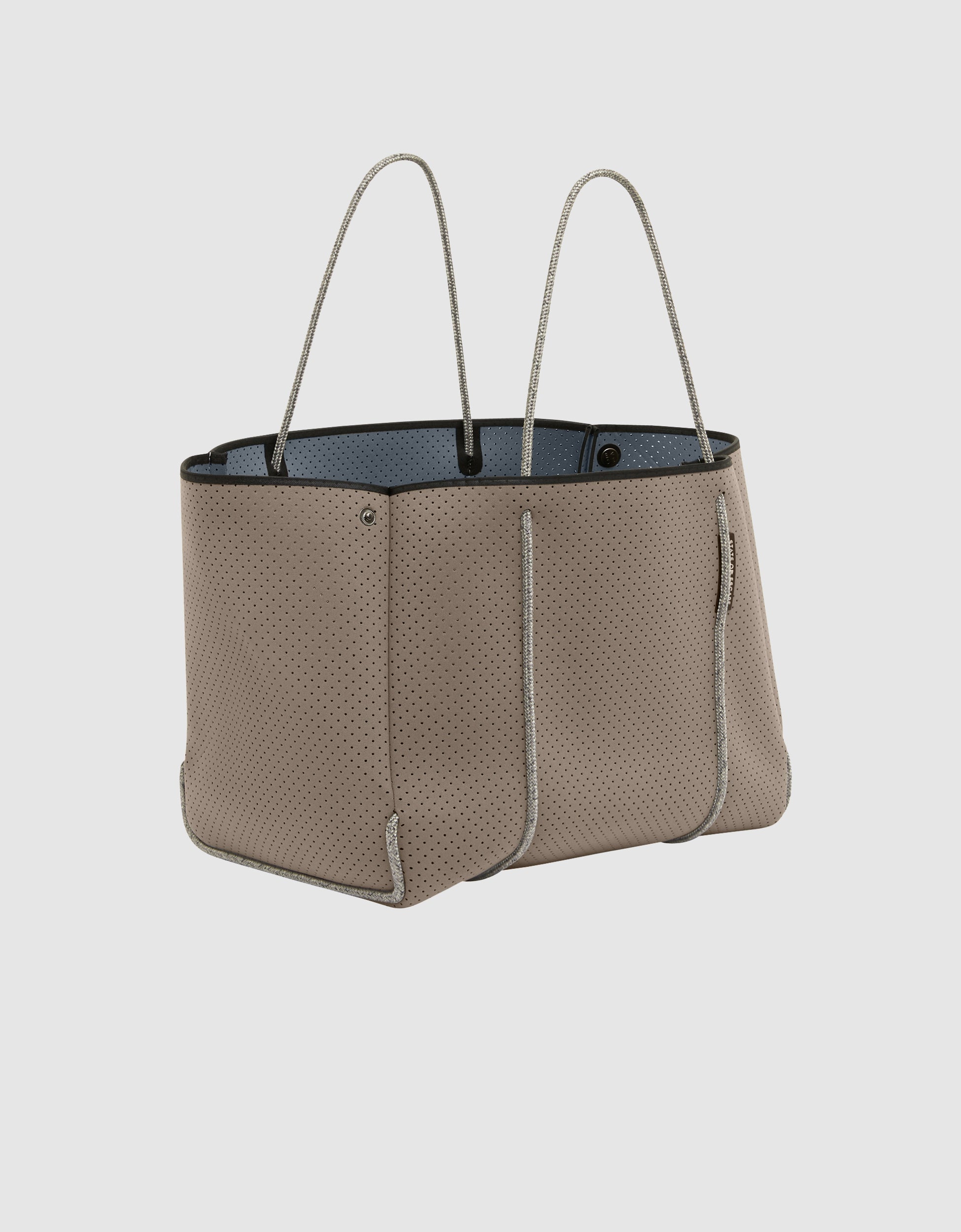 Escape tote in smoke/pewter