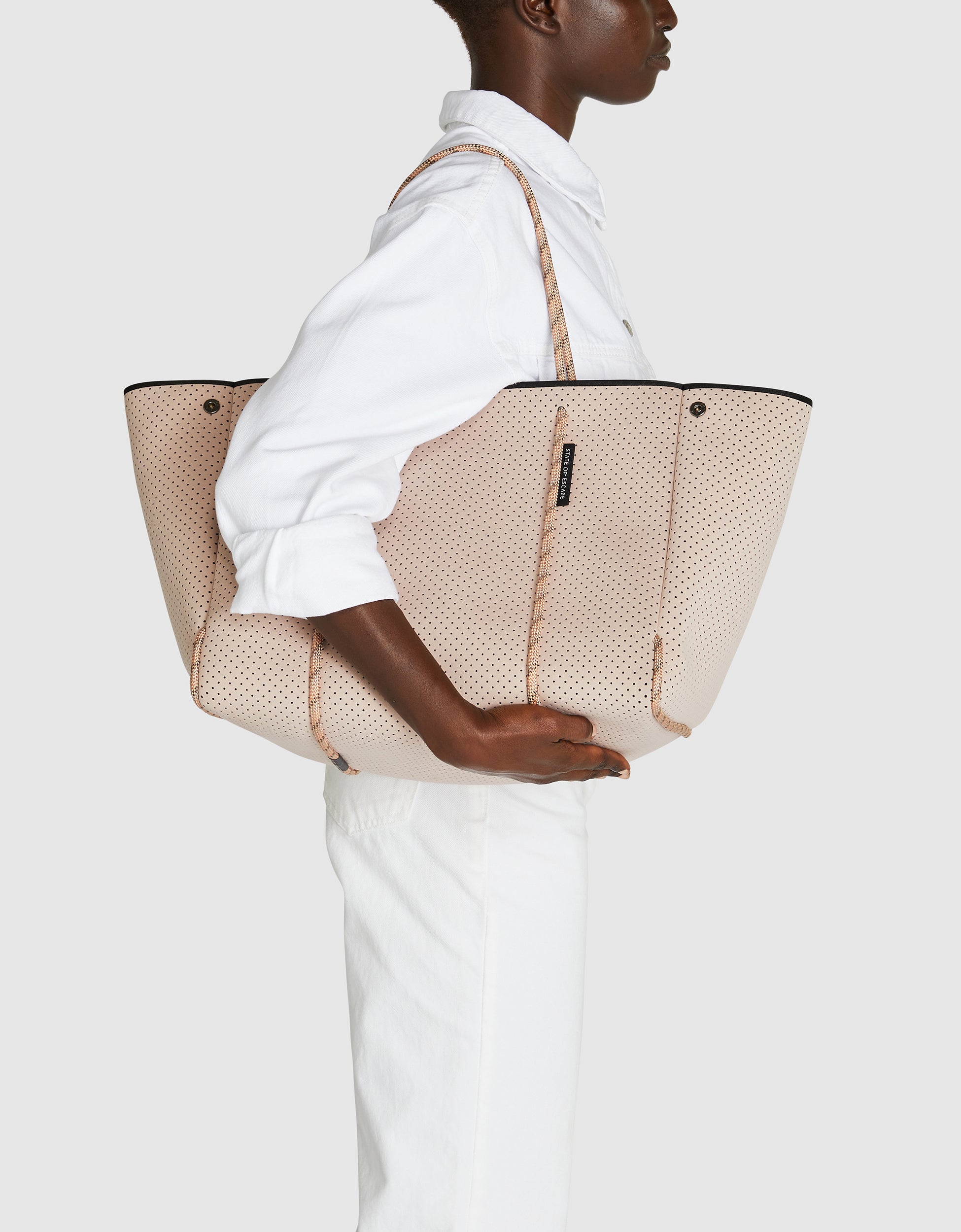 Escape tote in blush