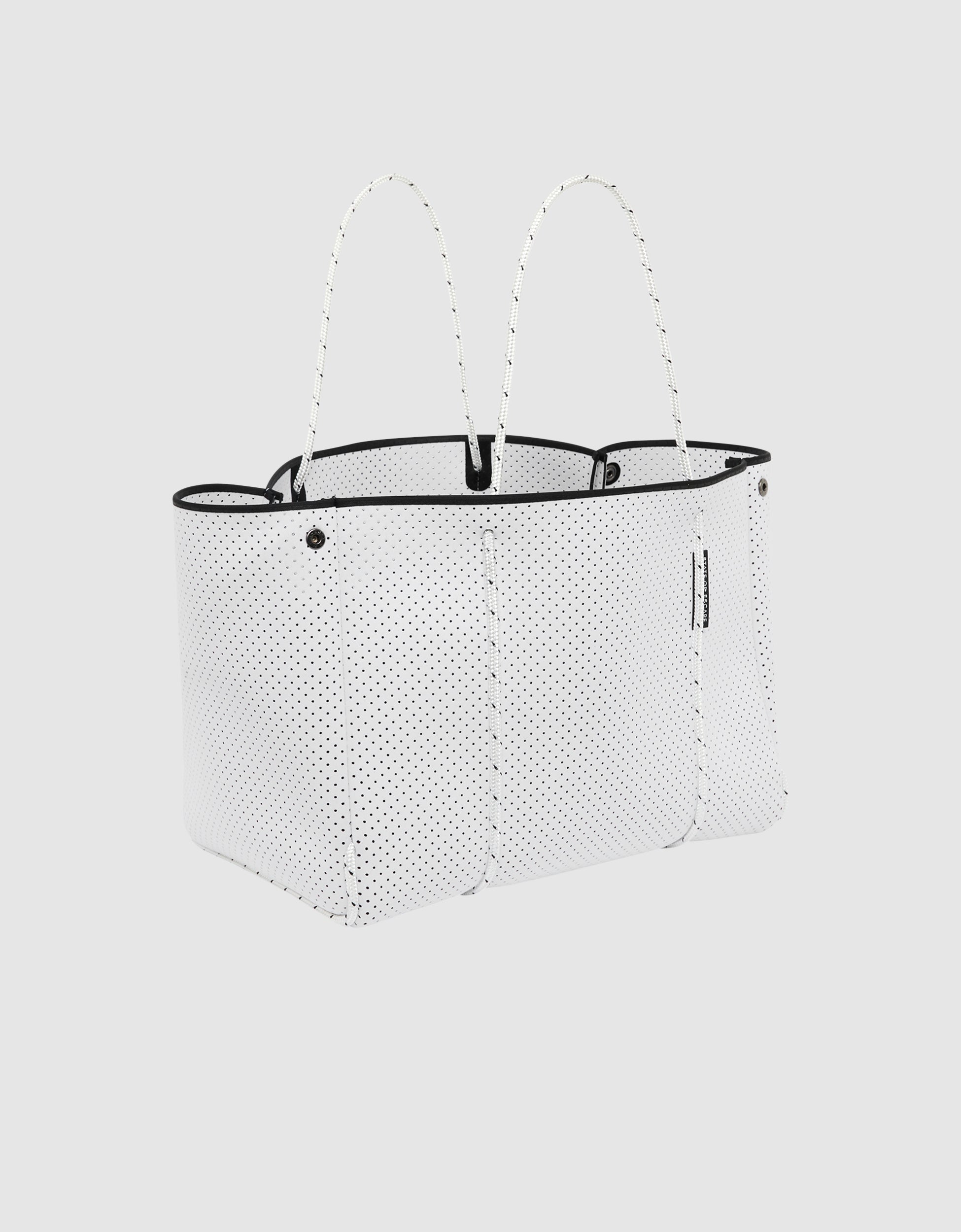 Escape™ tote in highlight fleck white