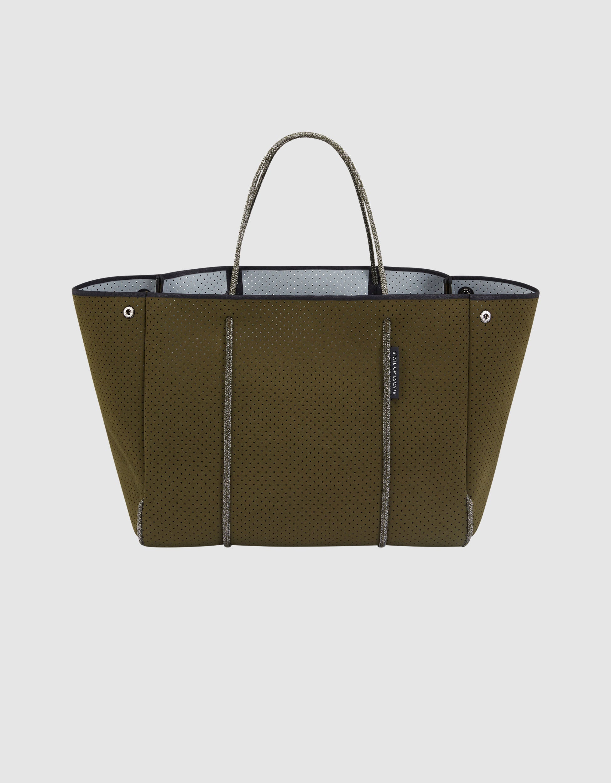 Escape tote