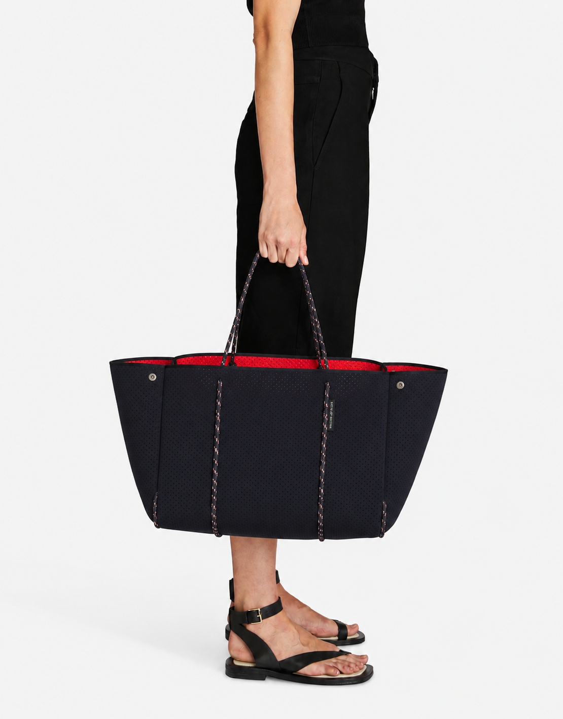 Escape™ tote black/hot coral