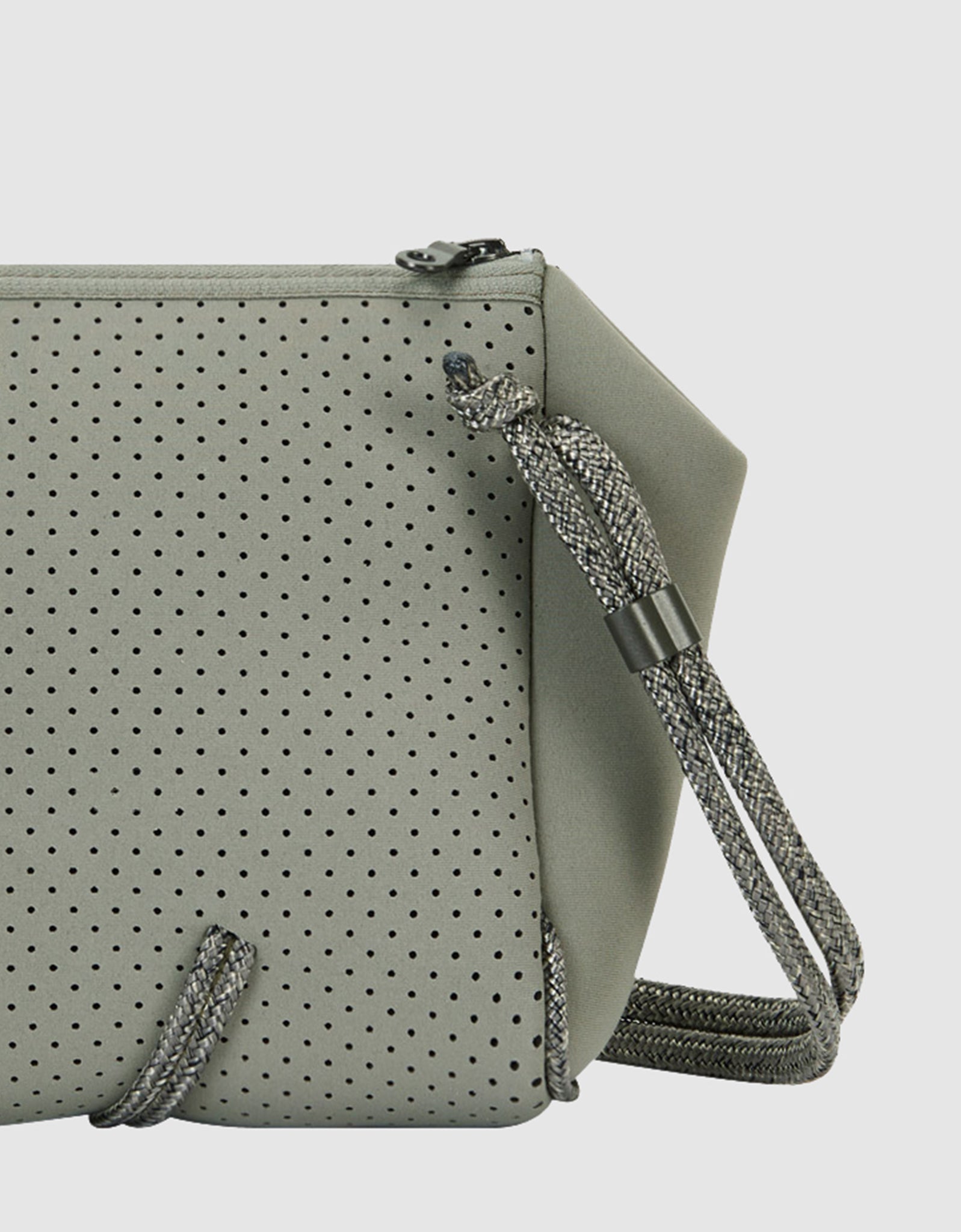 Festival crossbody in sage green