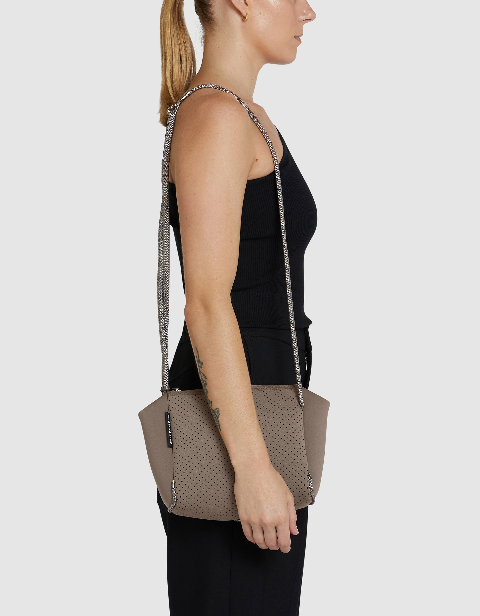 Festival crossbody in woodsmoke