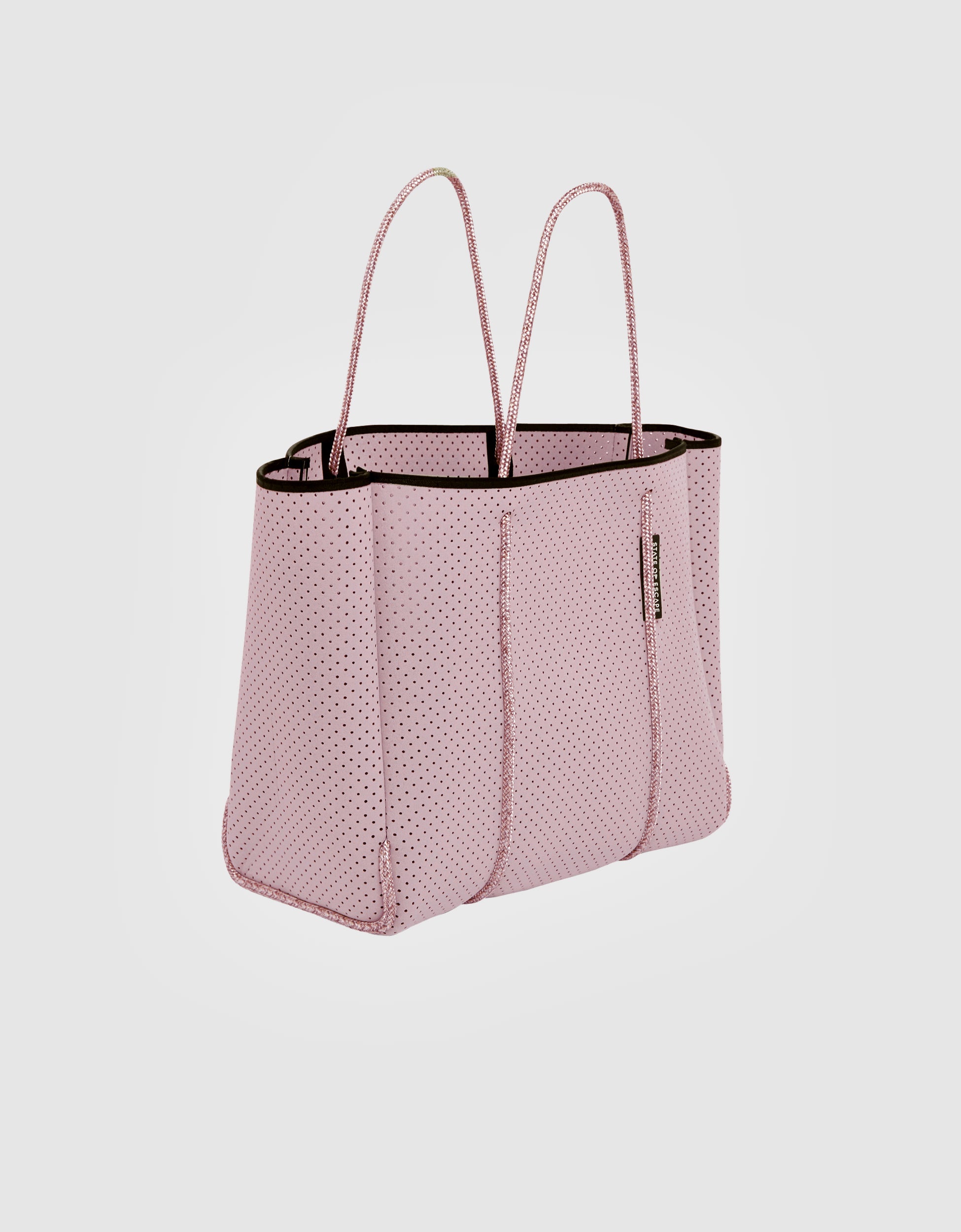 Flying Solo tote in cairo rose