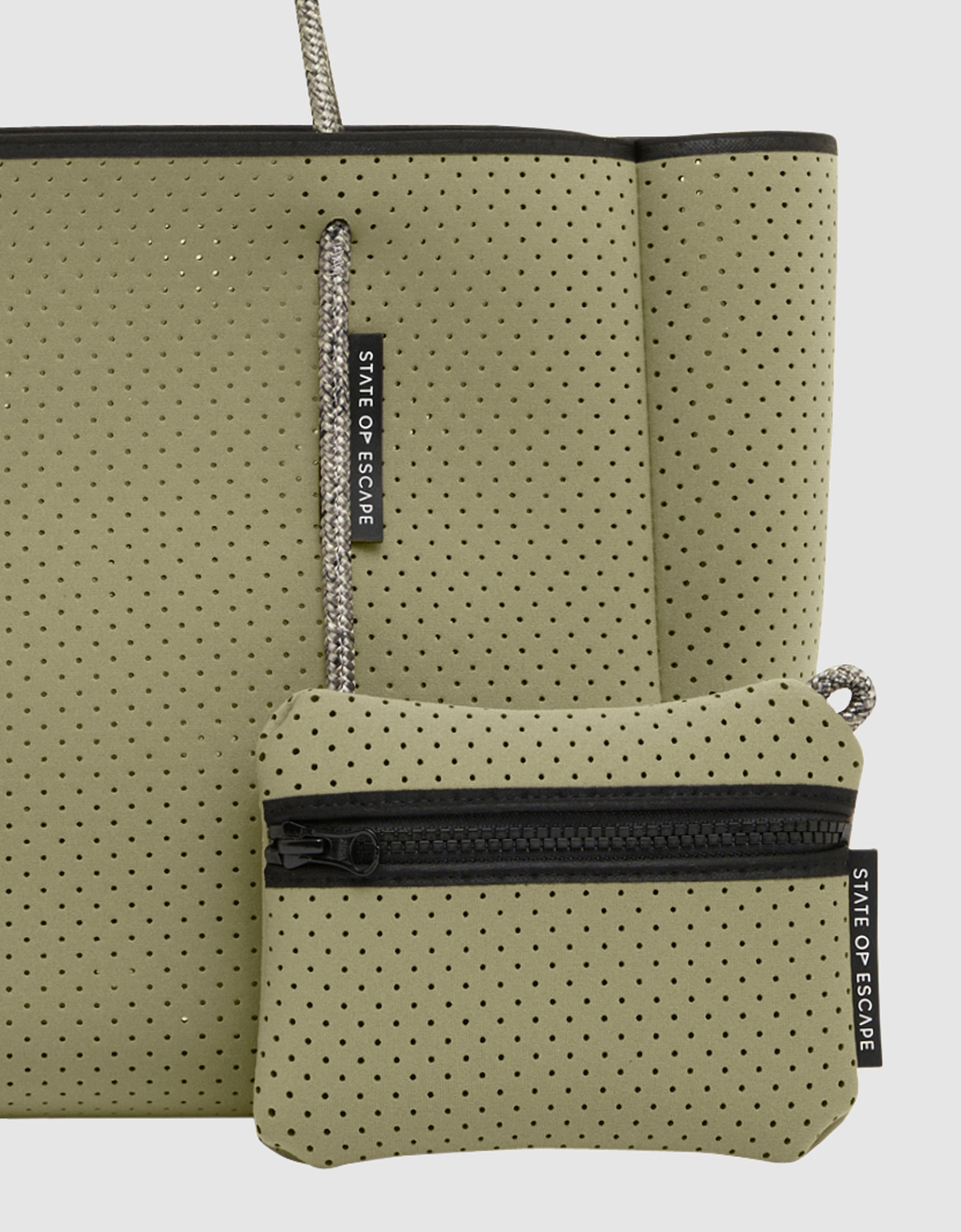 Flying Solo tote in fennel