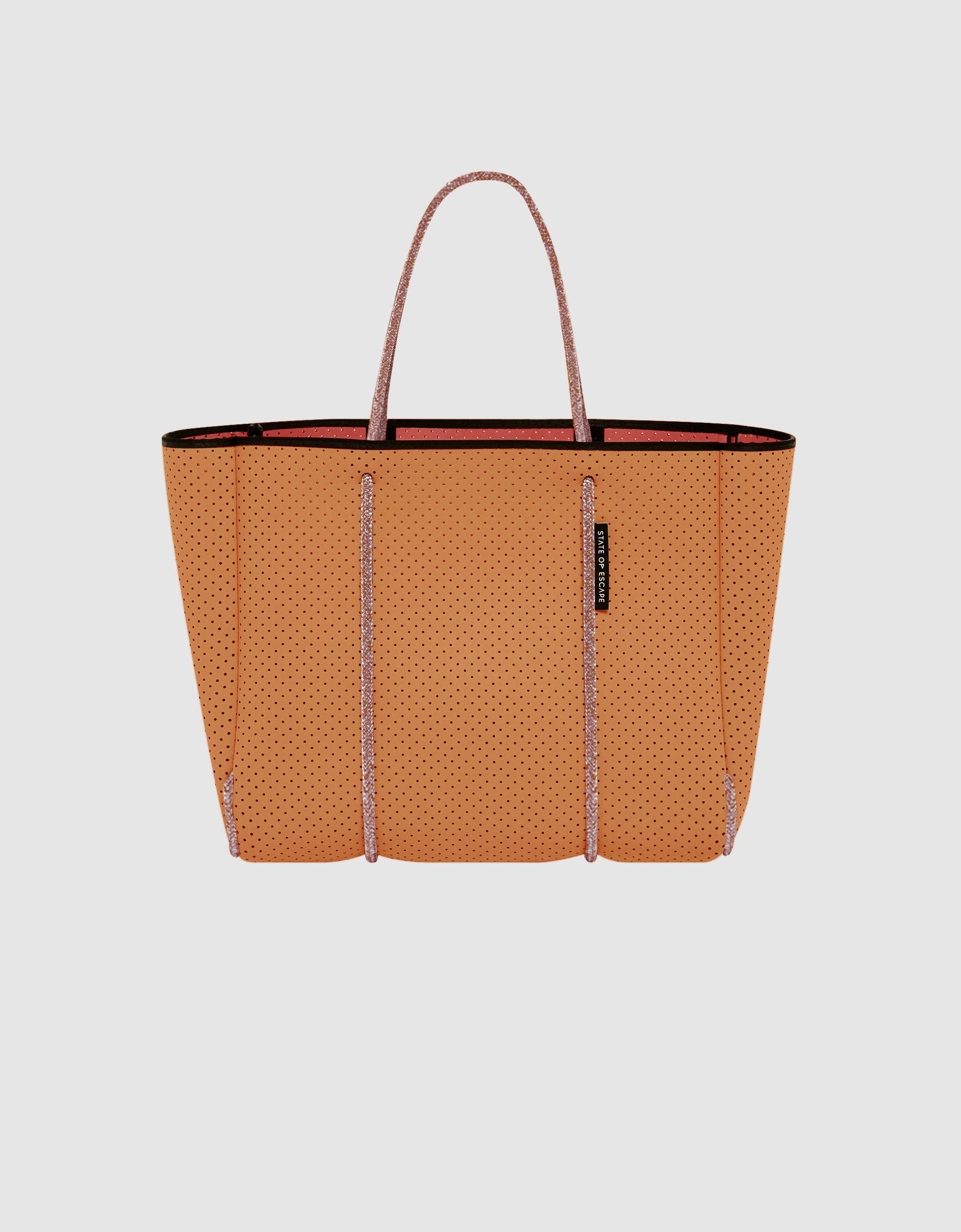 Flying Solo tote in peach haze / guava