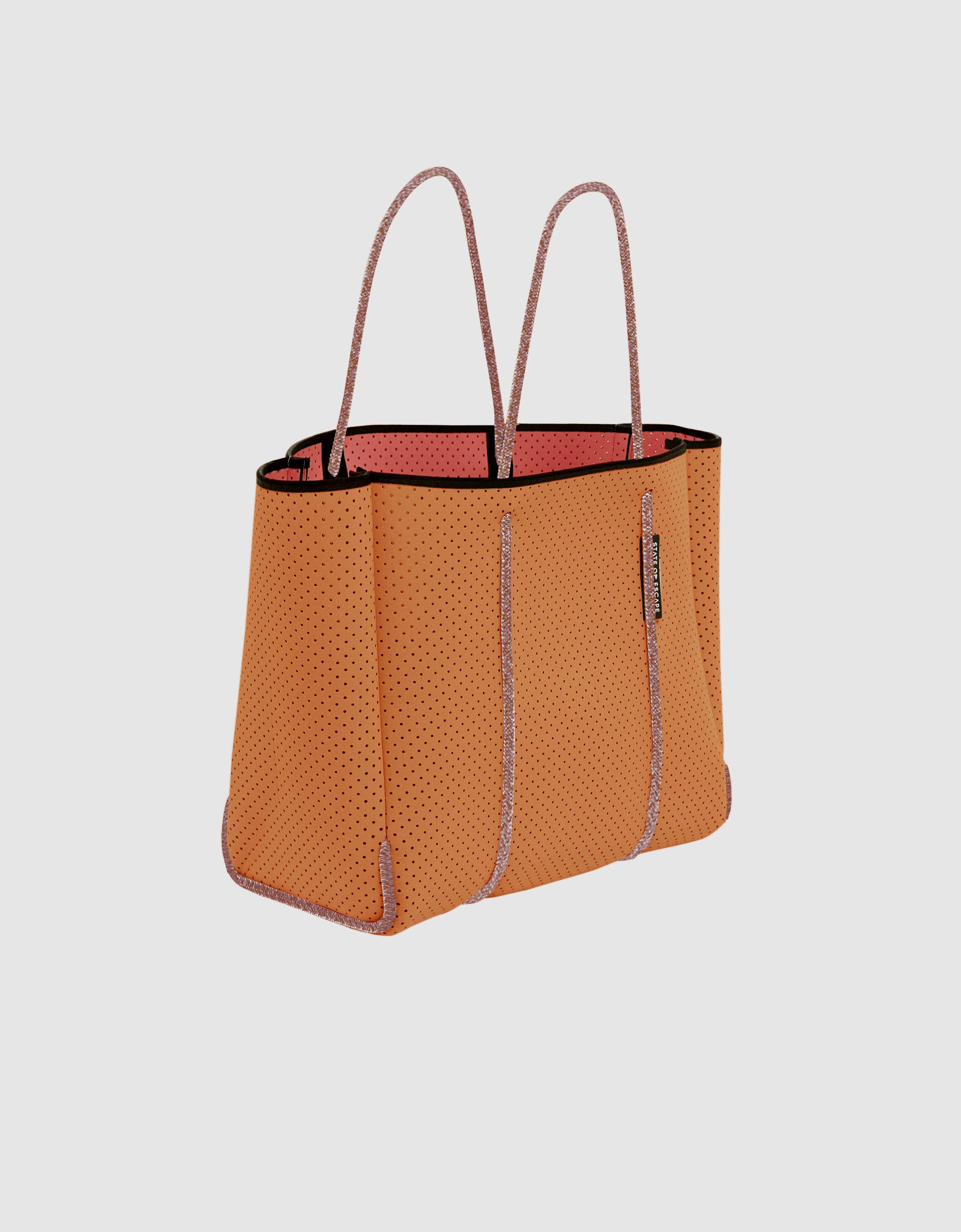 Flying Solo tote in peach haze / guava
