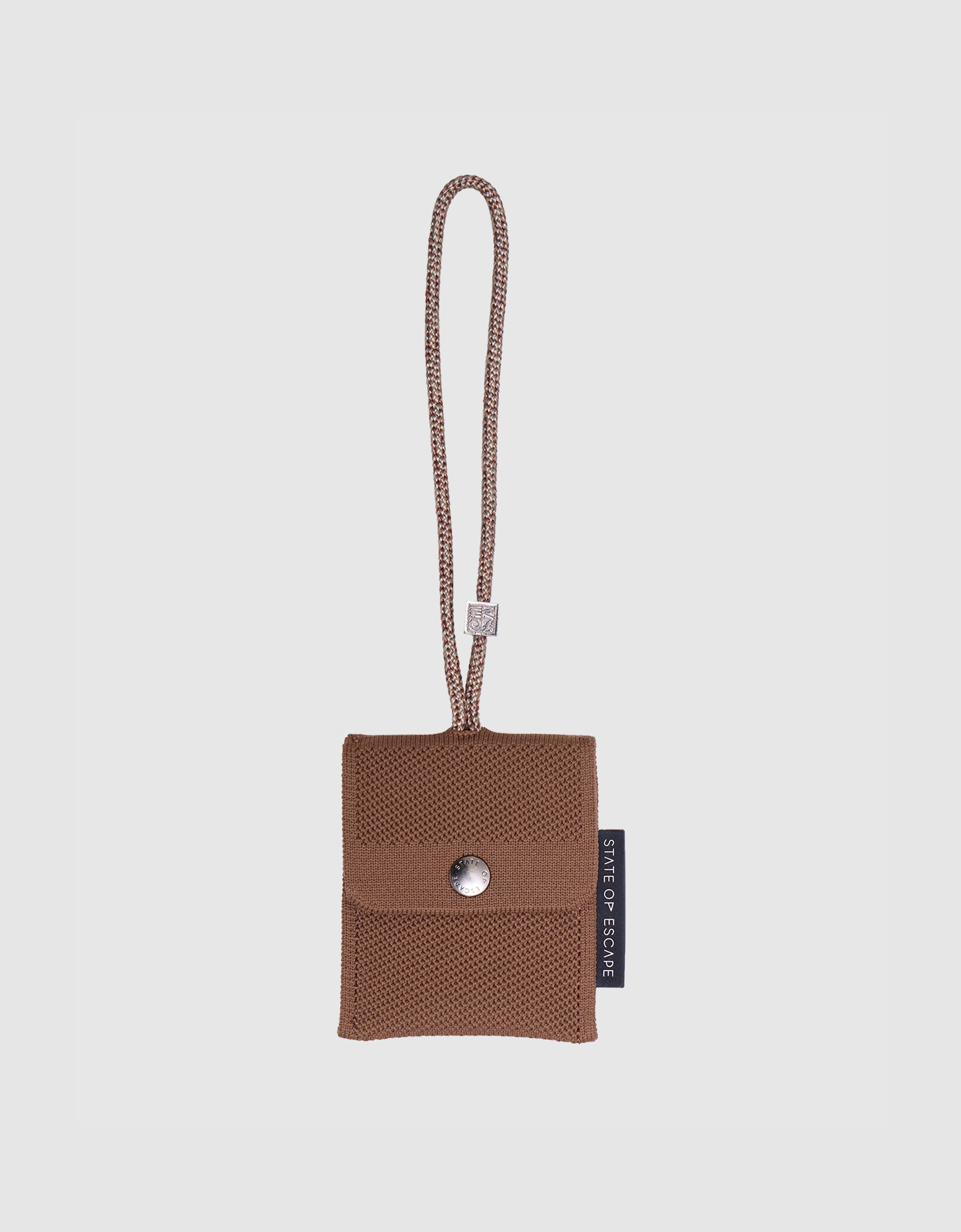 Meridian airpods case in hazelnut