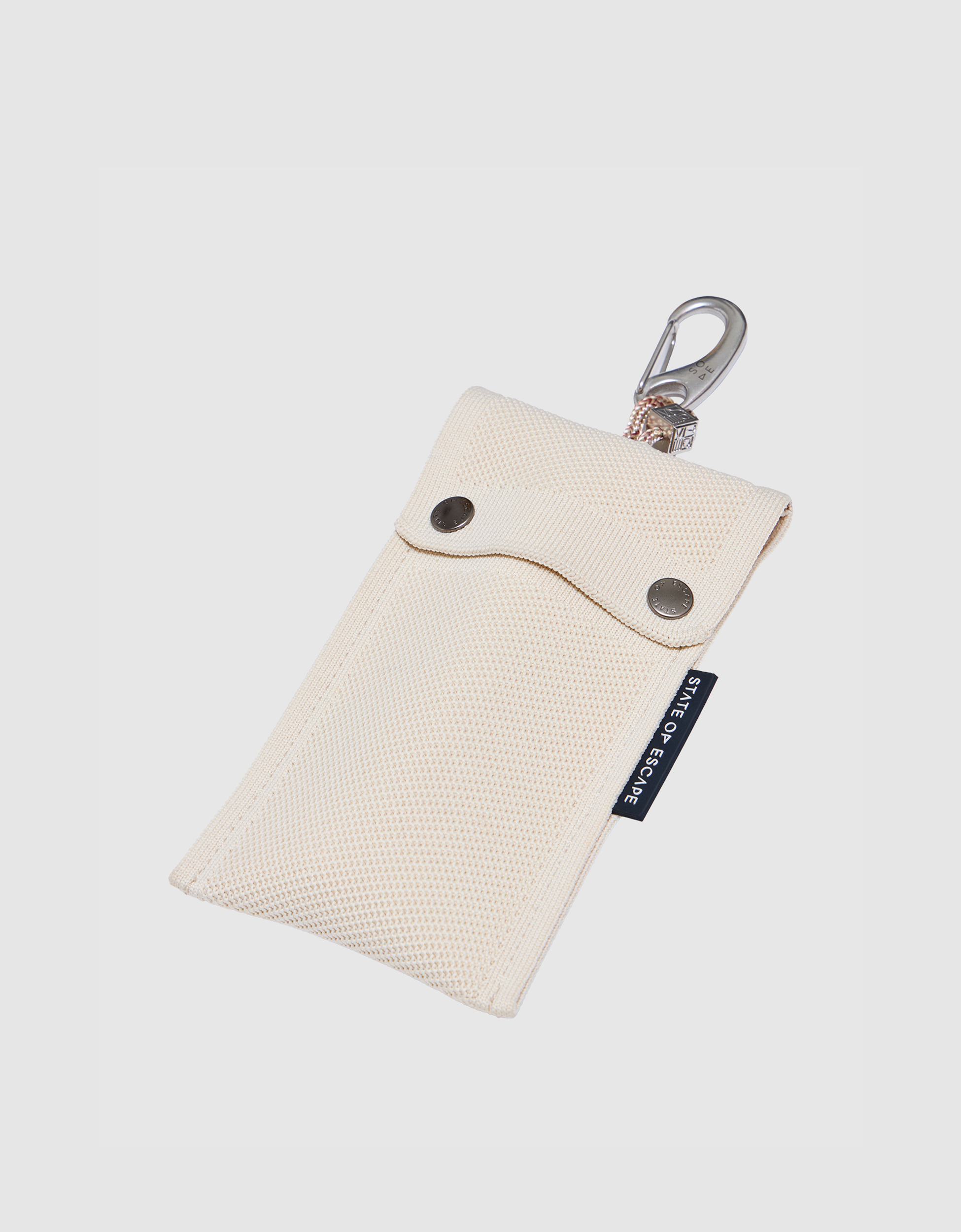 Meridian glasses case in crema