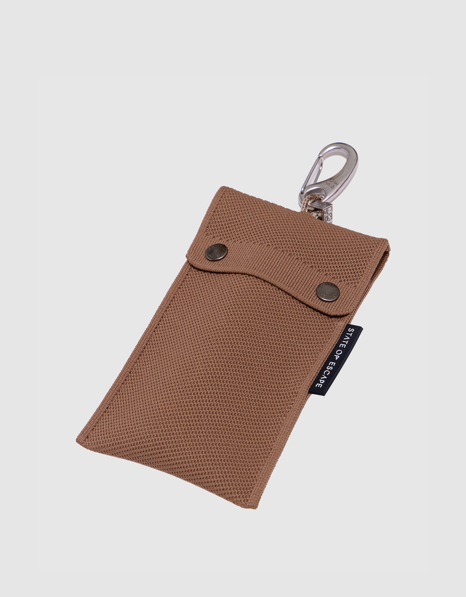 Meridian glasses case in hazelnut