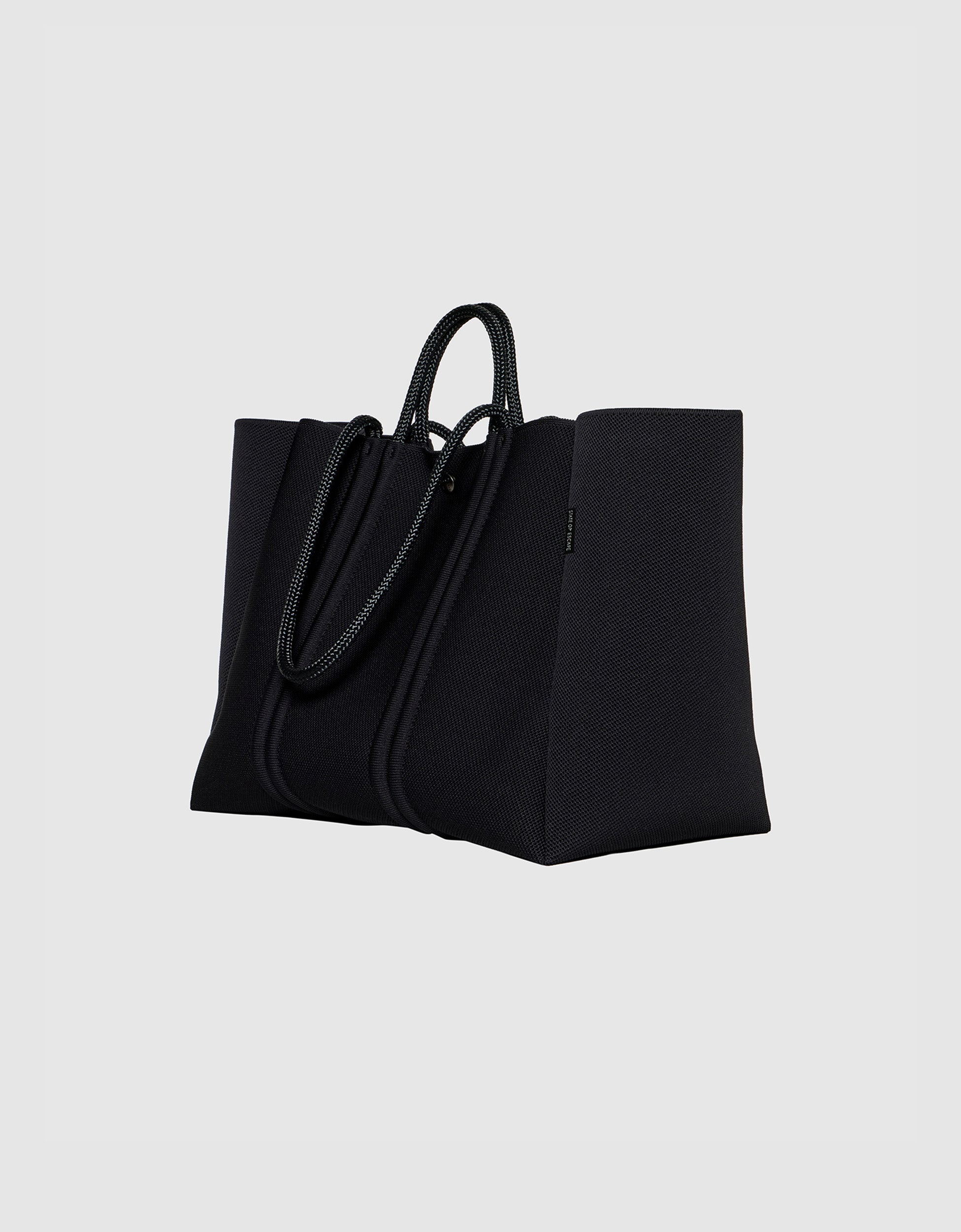 Meridian large tote in black