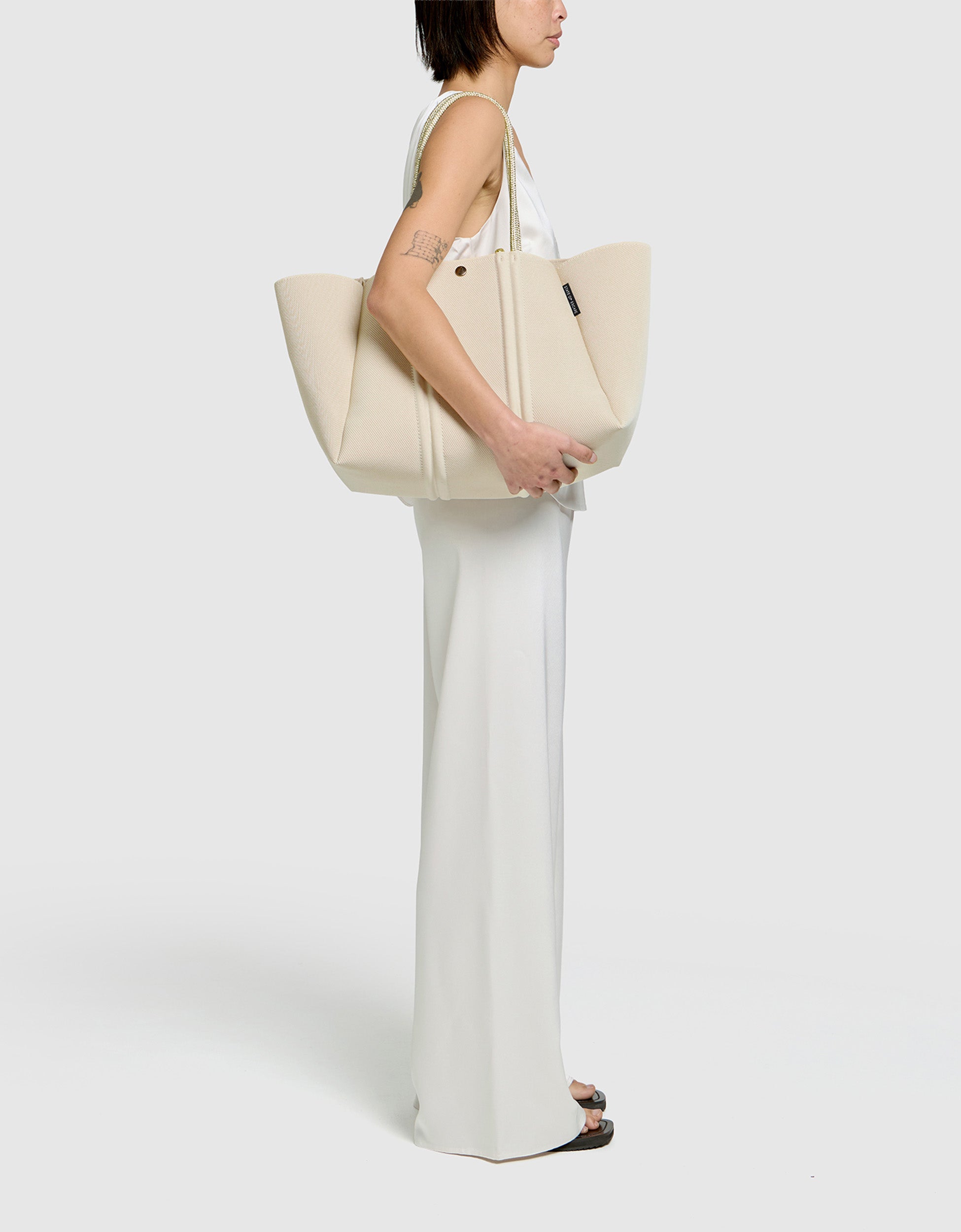 Meridian large tote in crema