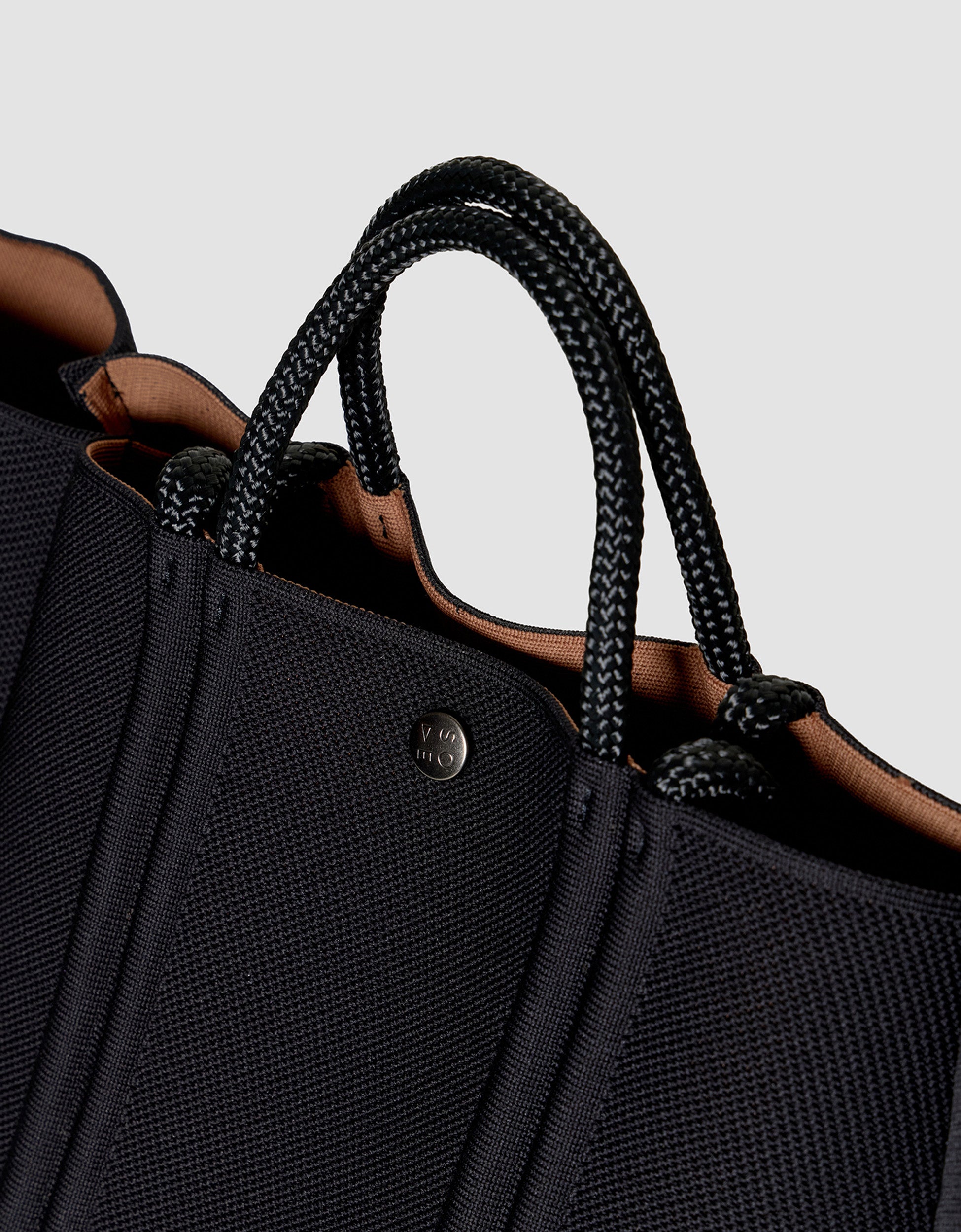 Meridian large tote in black-hazelnut