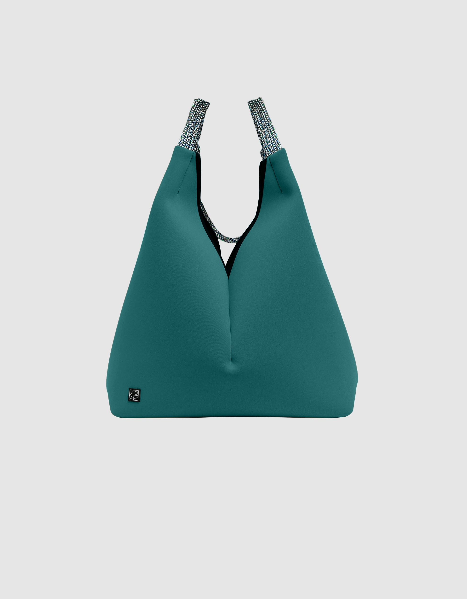 Solstice tote in scarab