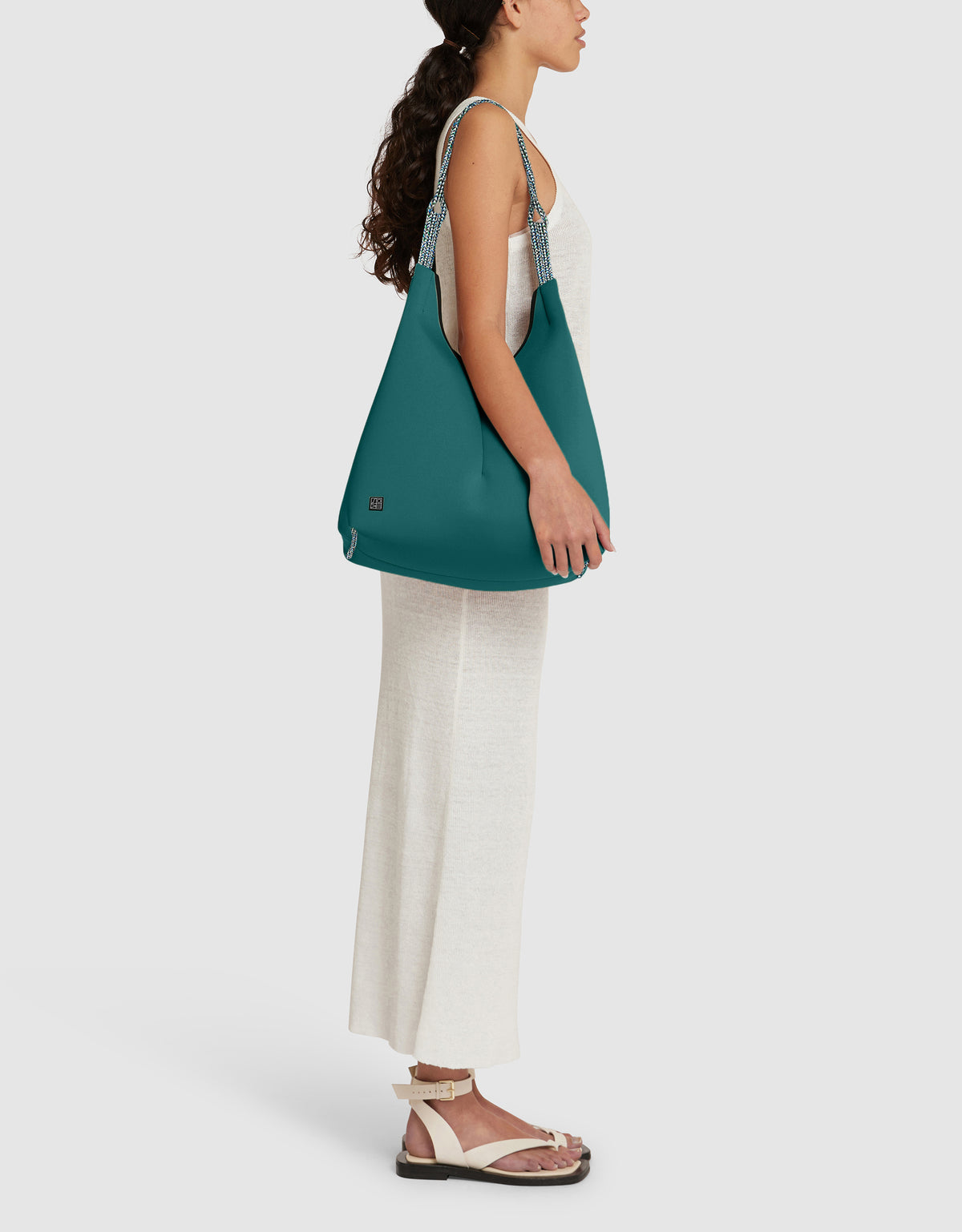 Solstice tote in scarab