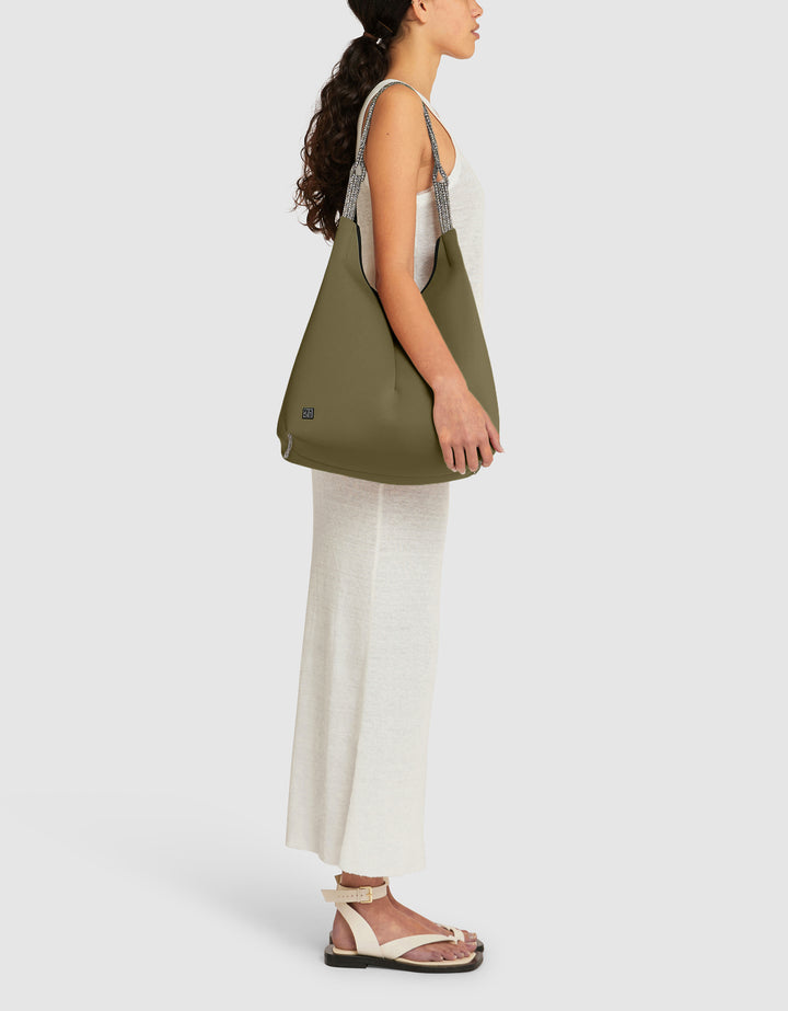 Solstice tote in shadow – State of Escape