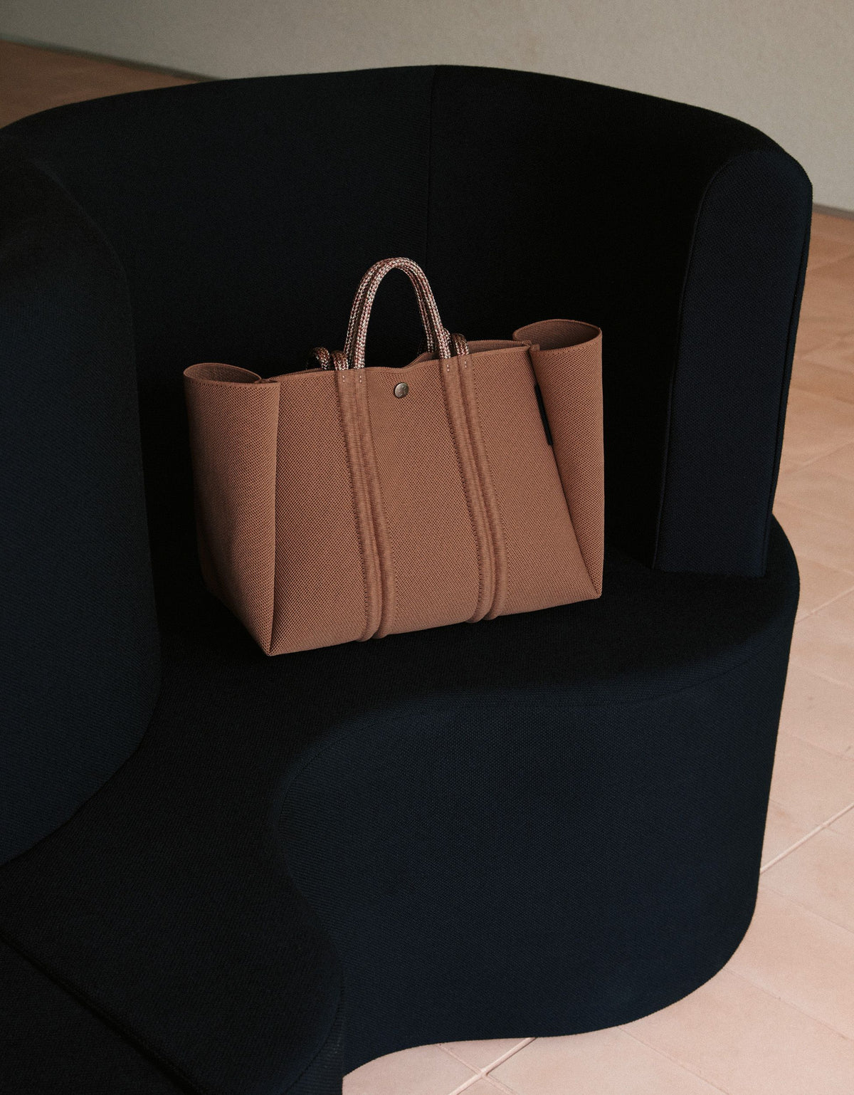 Meridian midi tote hazelnut