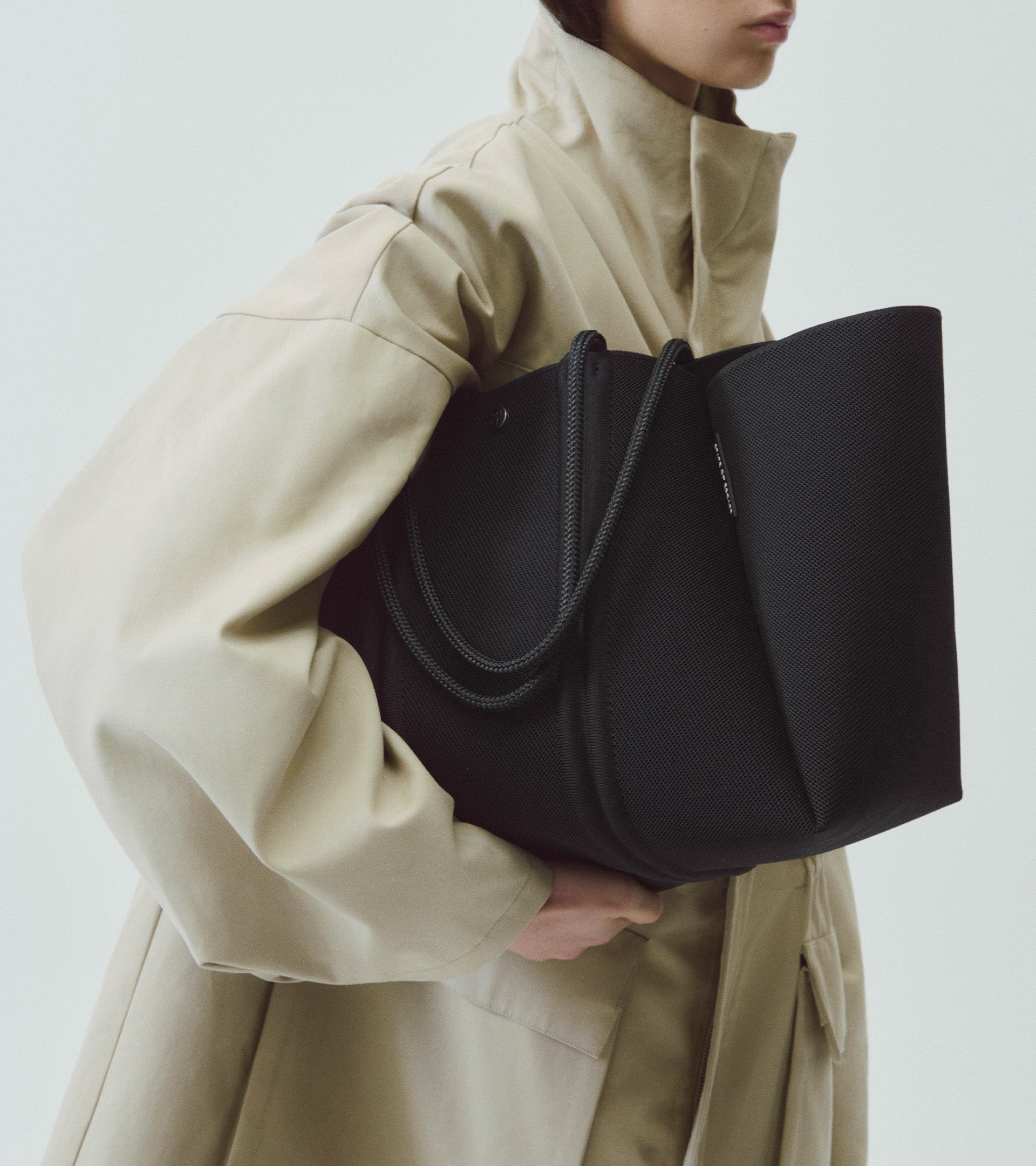 Solstice mini tote black