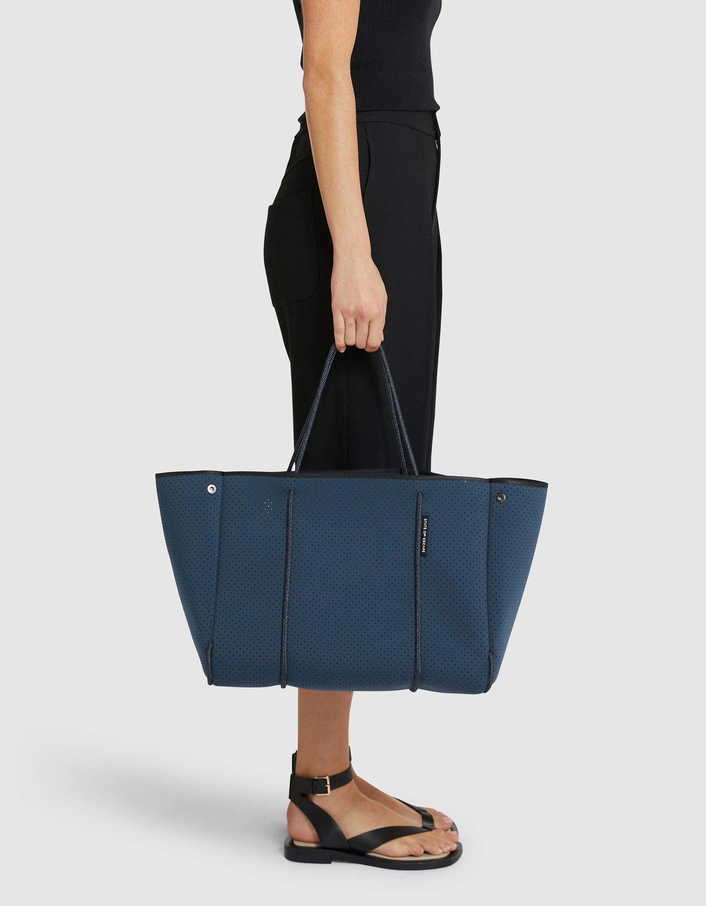 Escape tote – State of Escape