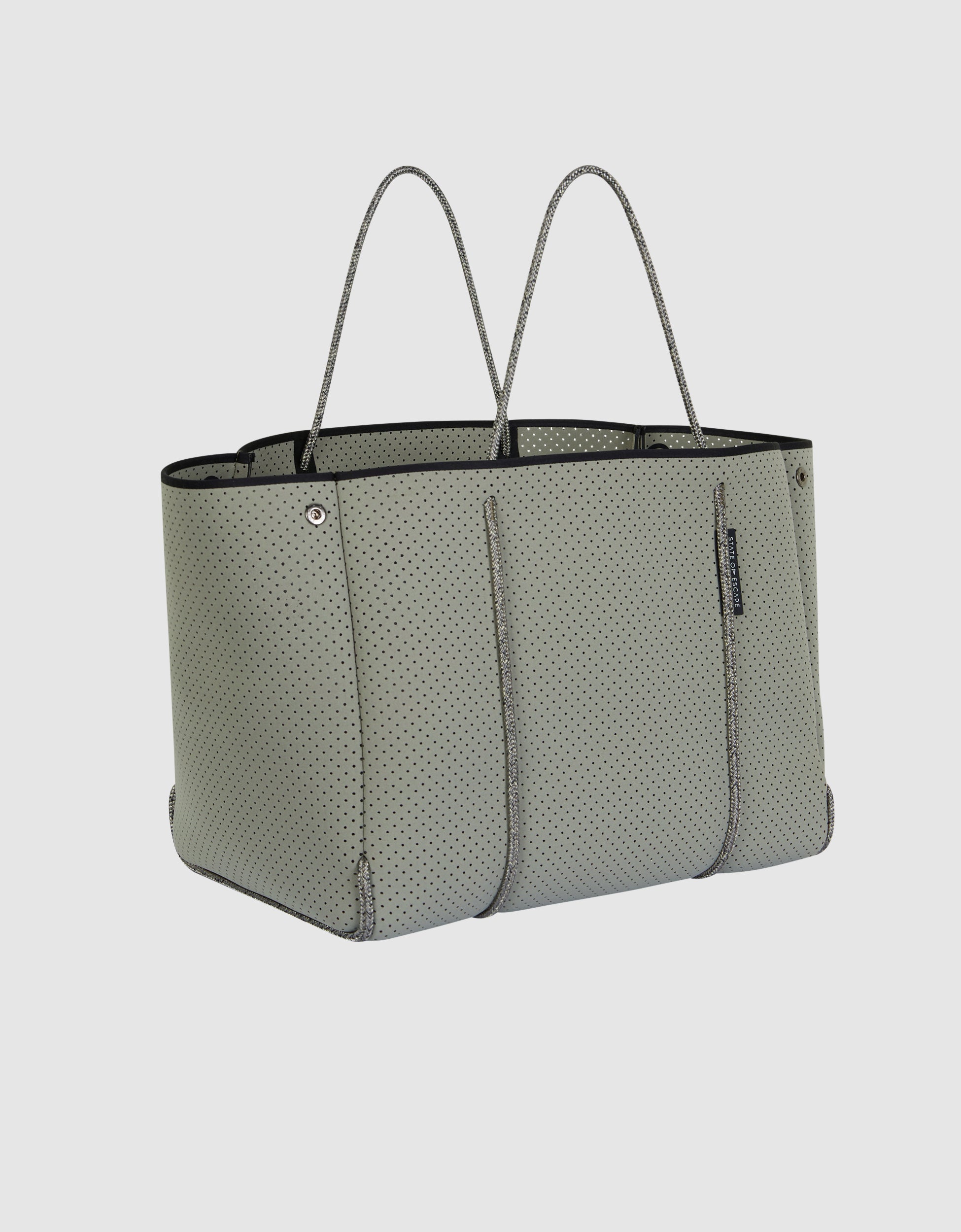 Escape™ tote in sage green
