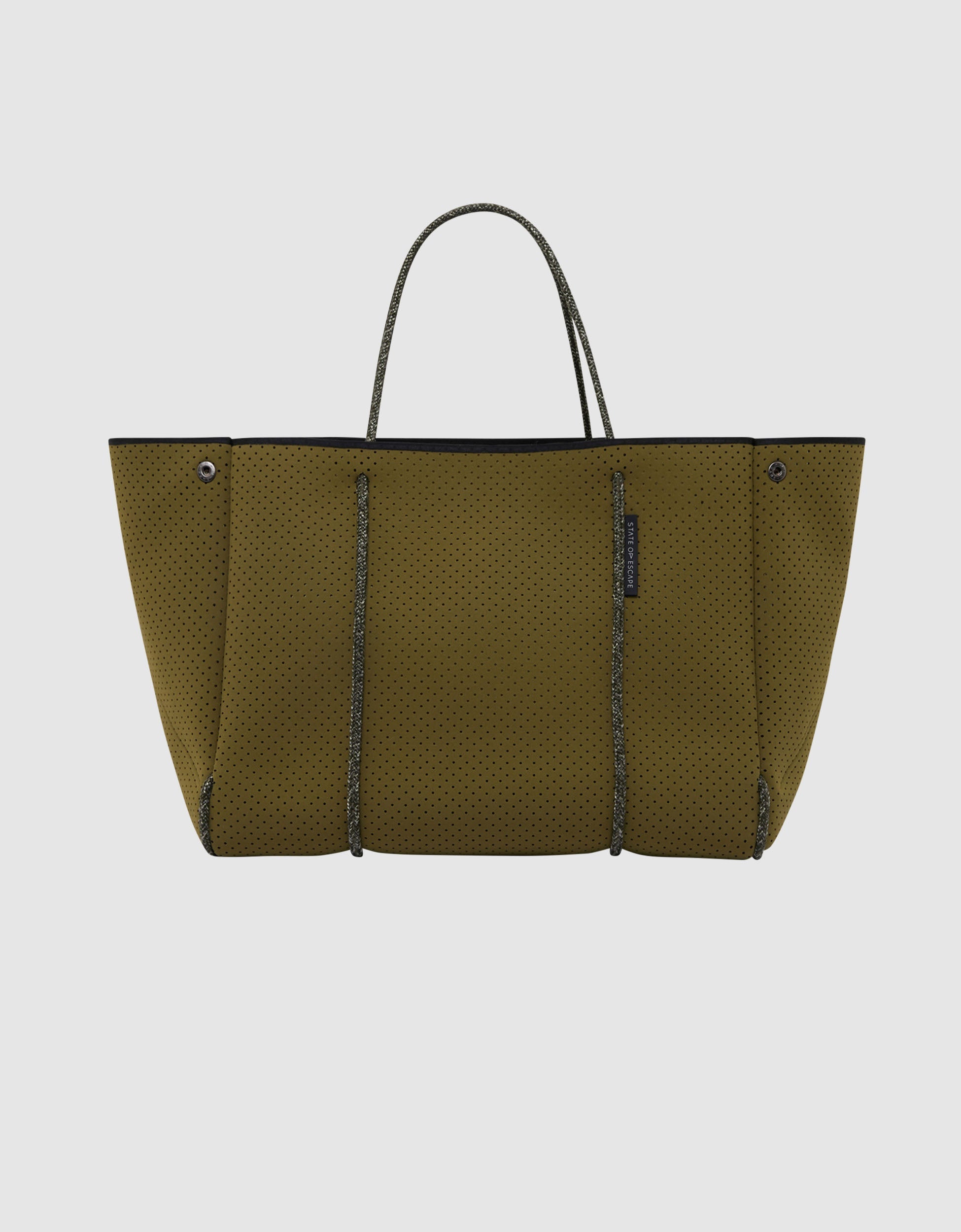 Escape tote