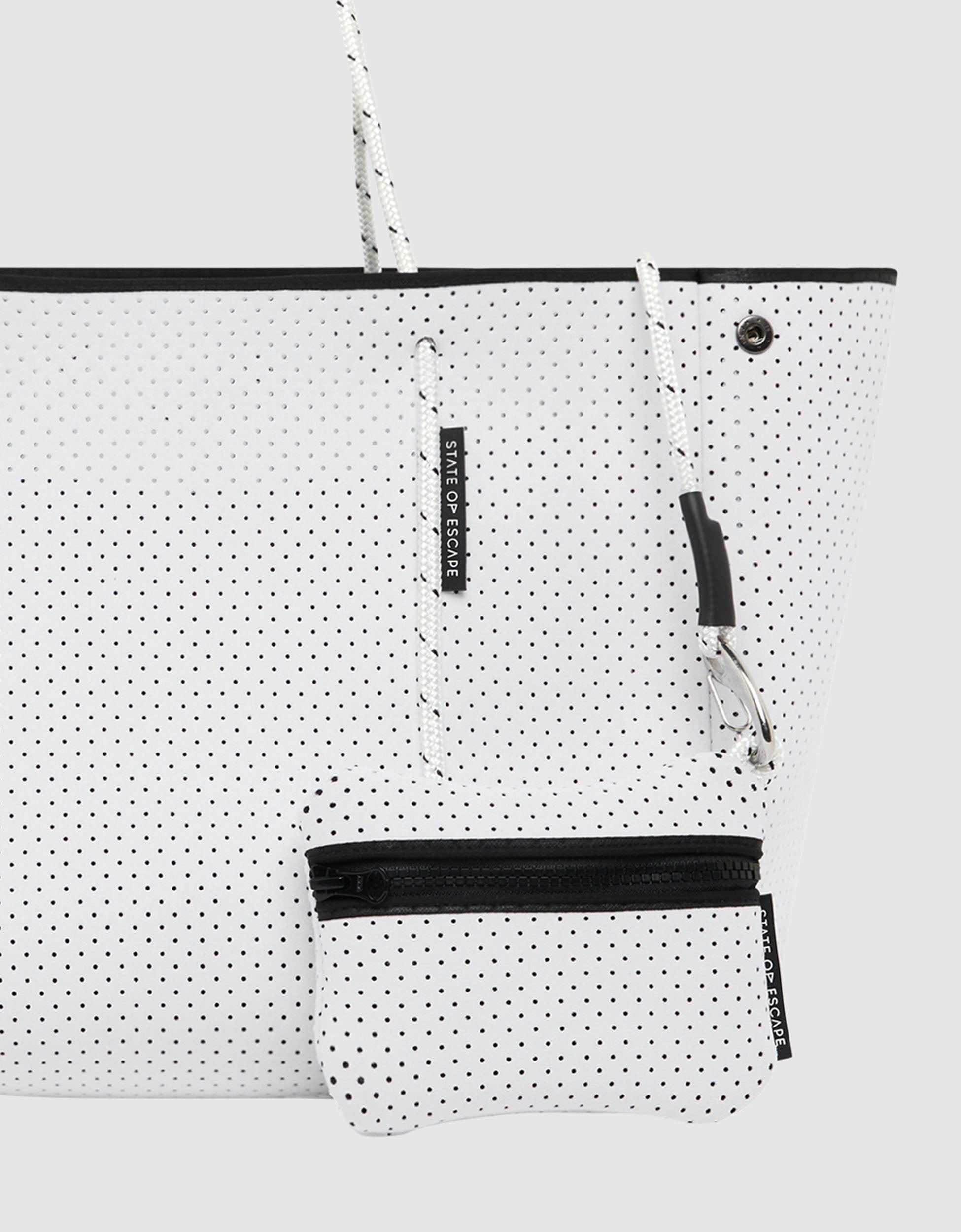Escape™ tote in highlight fleck white