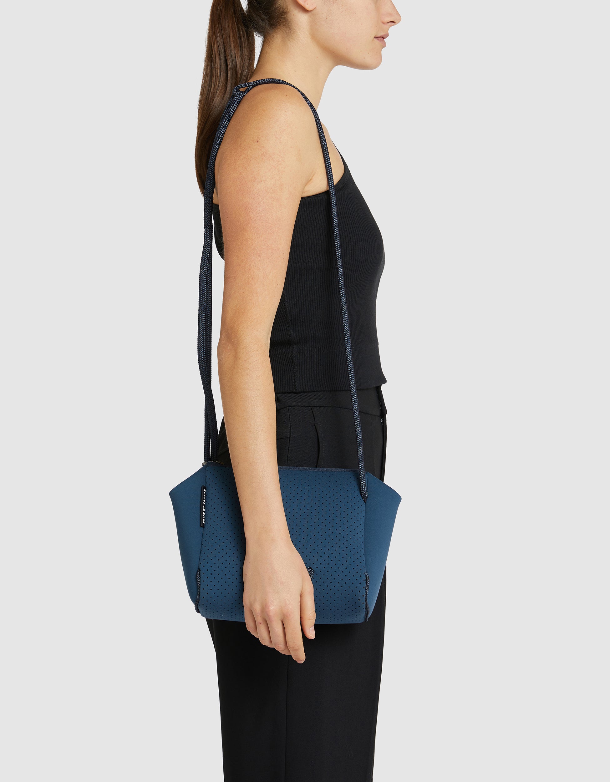 Festival crossbody in midnight