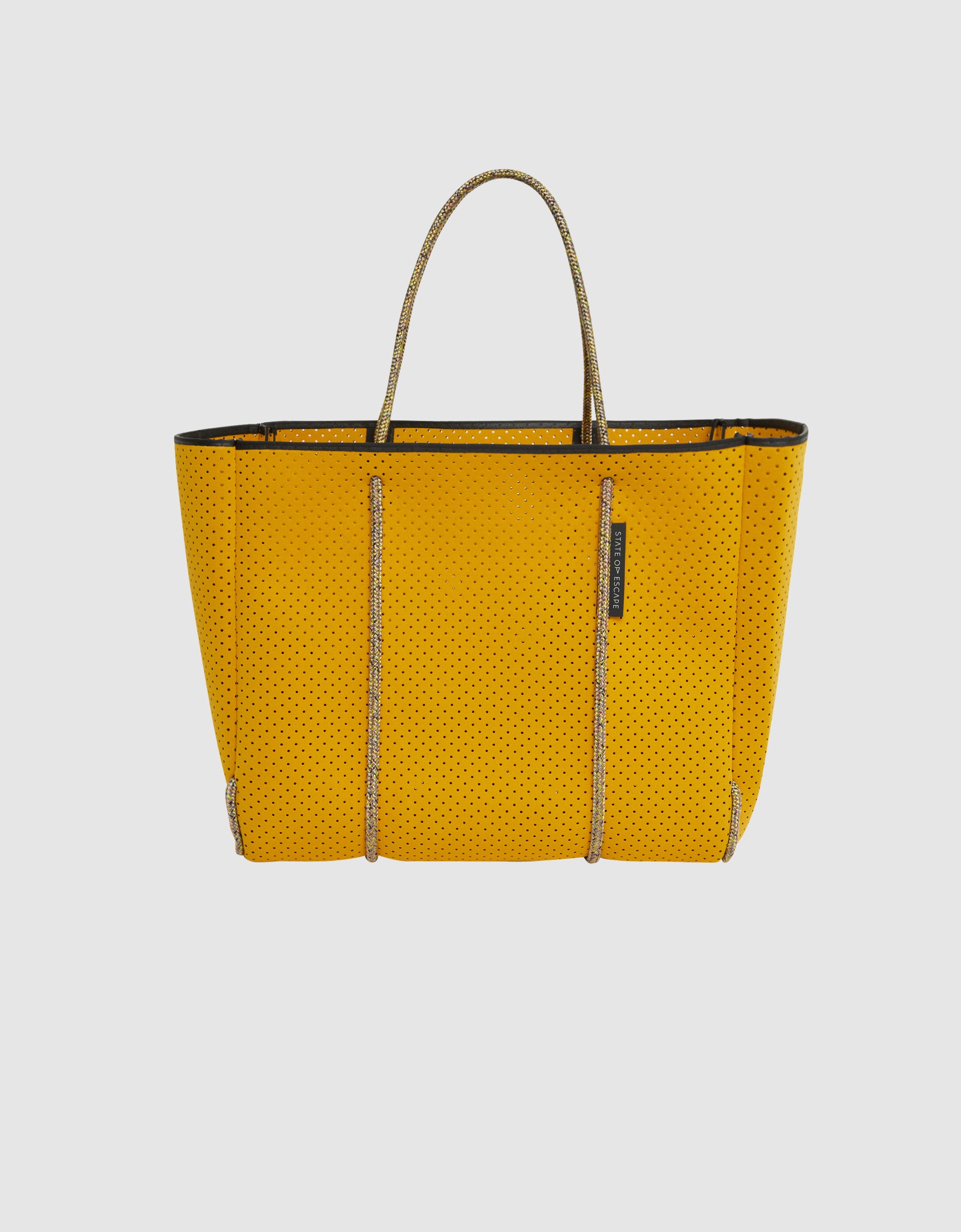 Flying Solo tote in amber – State of Escape
