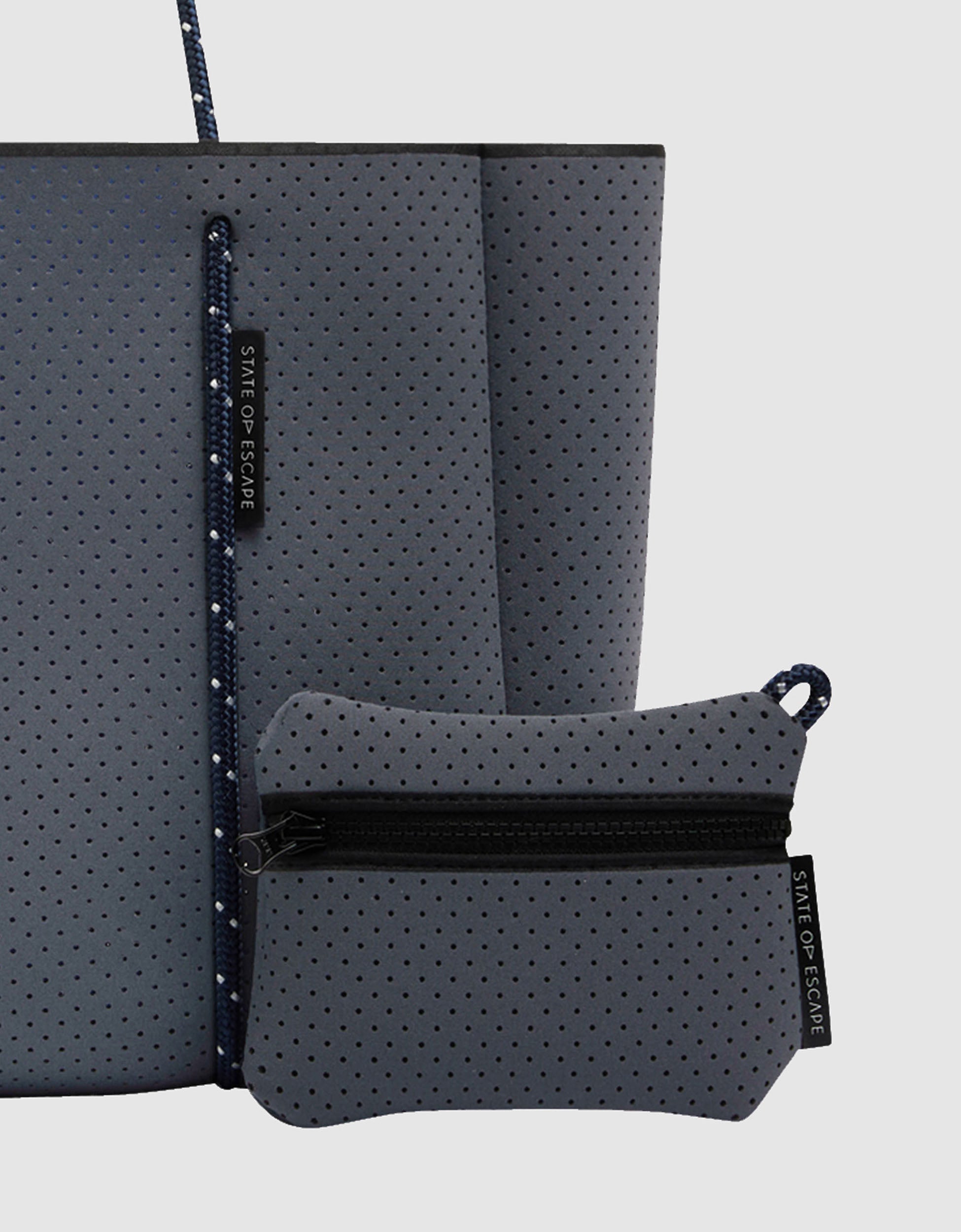 Flying Solo tote in pewter / navy (dual tone)