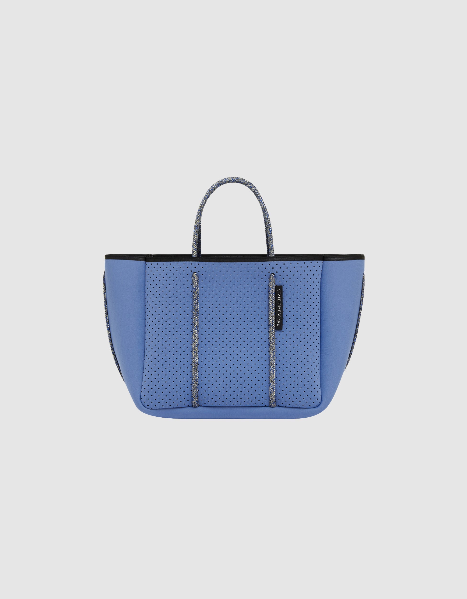 Petite Escape in washed cornflower