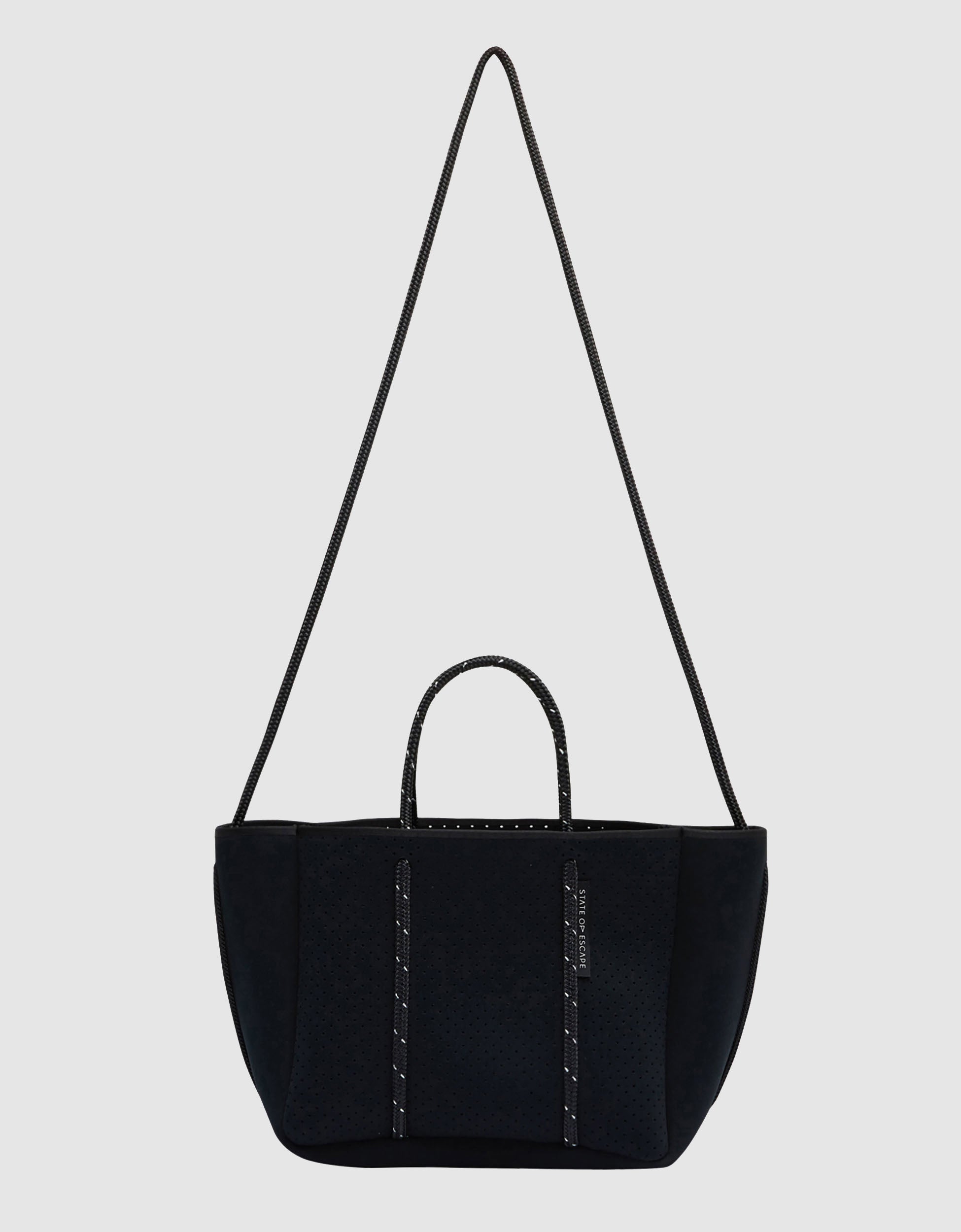 Petite Escape in highlight fleck black